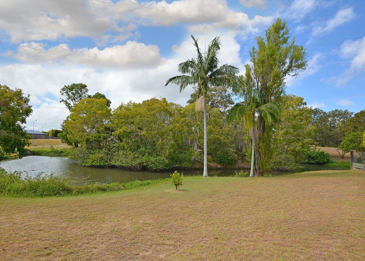 5 Lakeside Court, Torquay QLD 4655, Torquay - Thumbnail 2