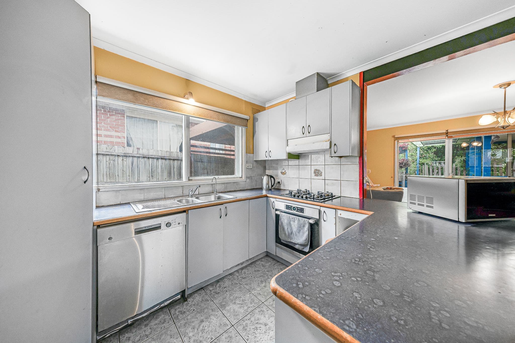 41 Avalon Road, Rowville VIC 3178, Rowville - Thumbnail 2