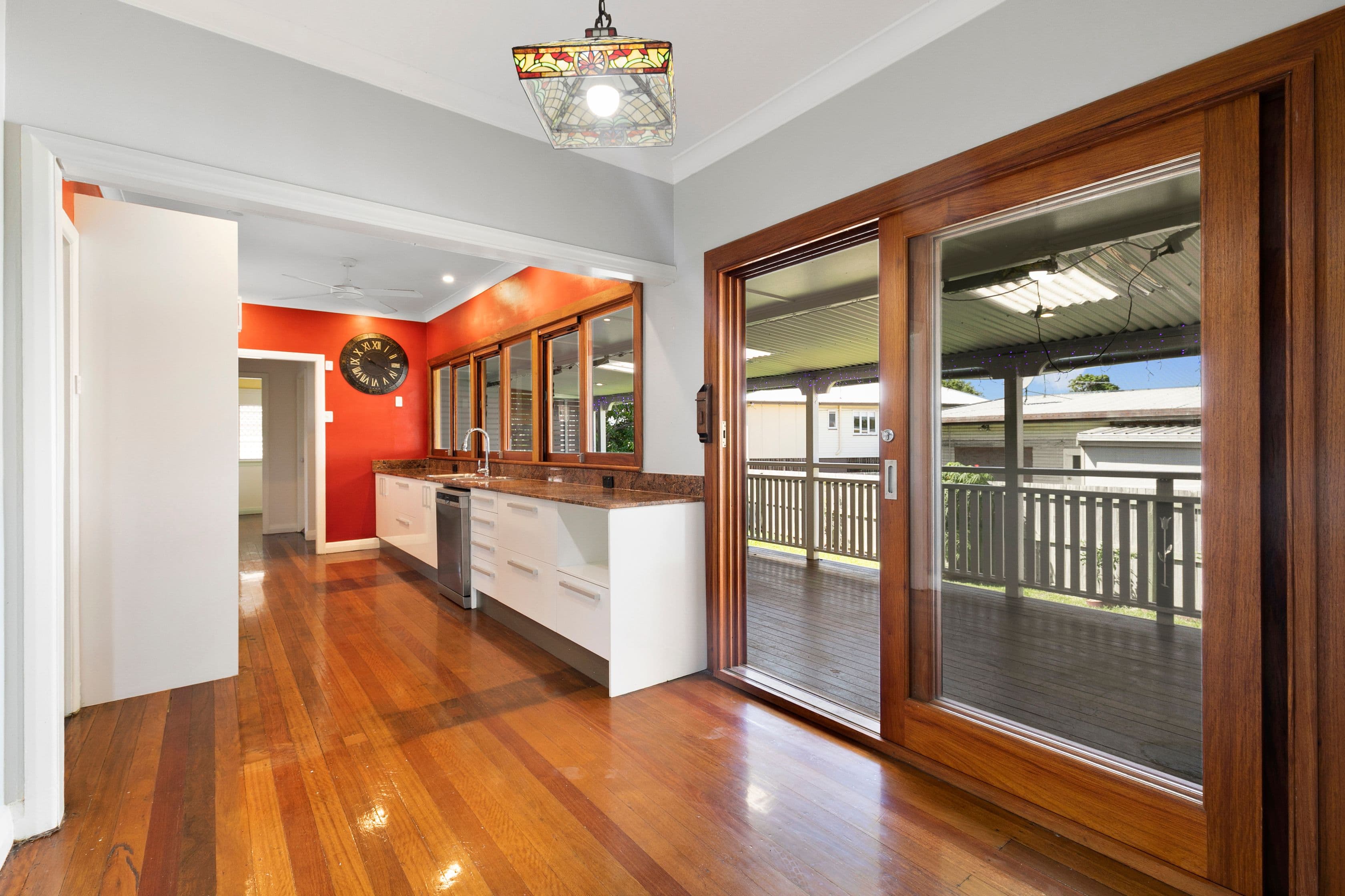 165 Wynnum North Road, Wynnum QLD 4178, Wynnum - Thumbnail 2