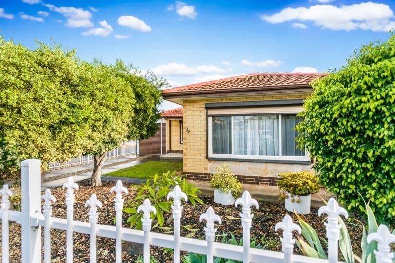 118 Kearneys Drive, Orange, Orange - Image 1