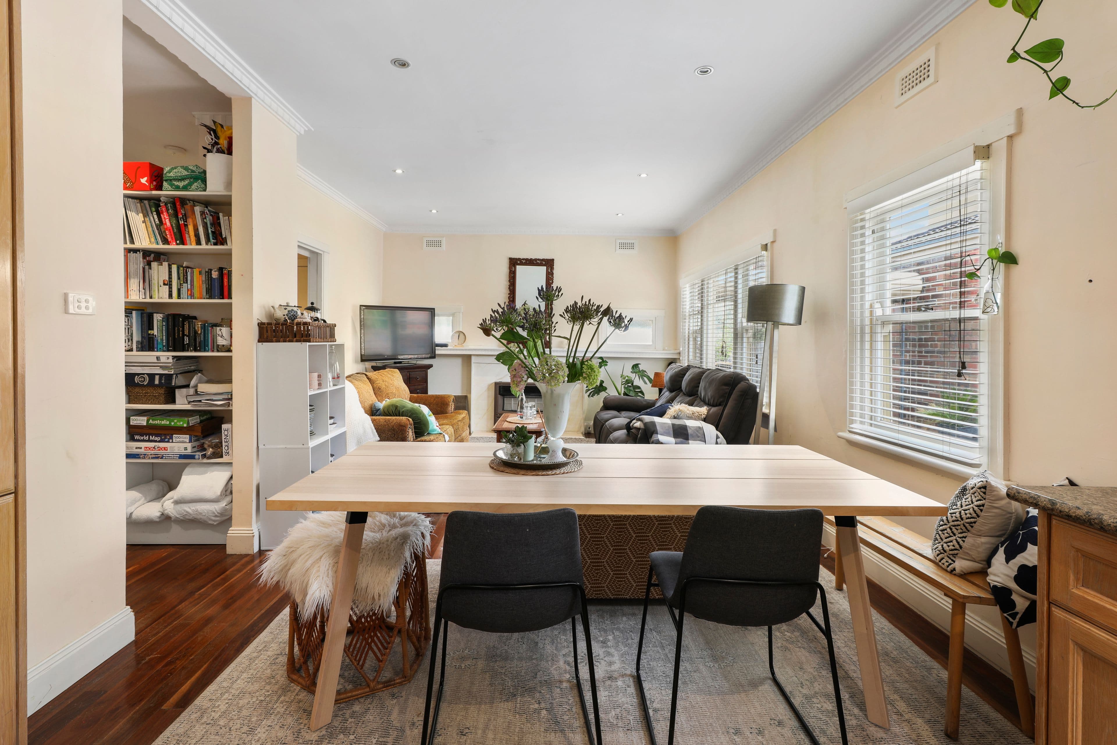 2 Treesbank Avenue, Springvale VIC 3171, Springvale - Thumbnail 5