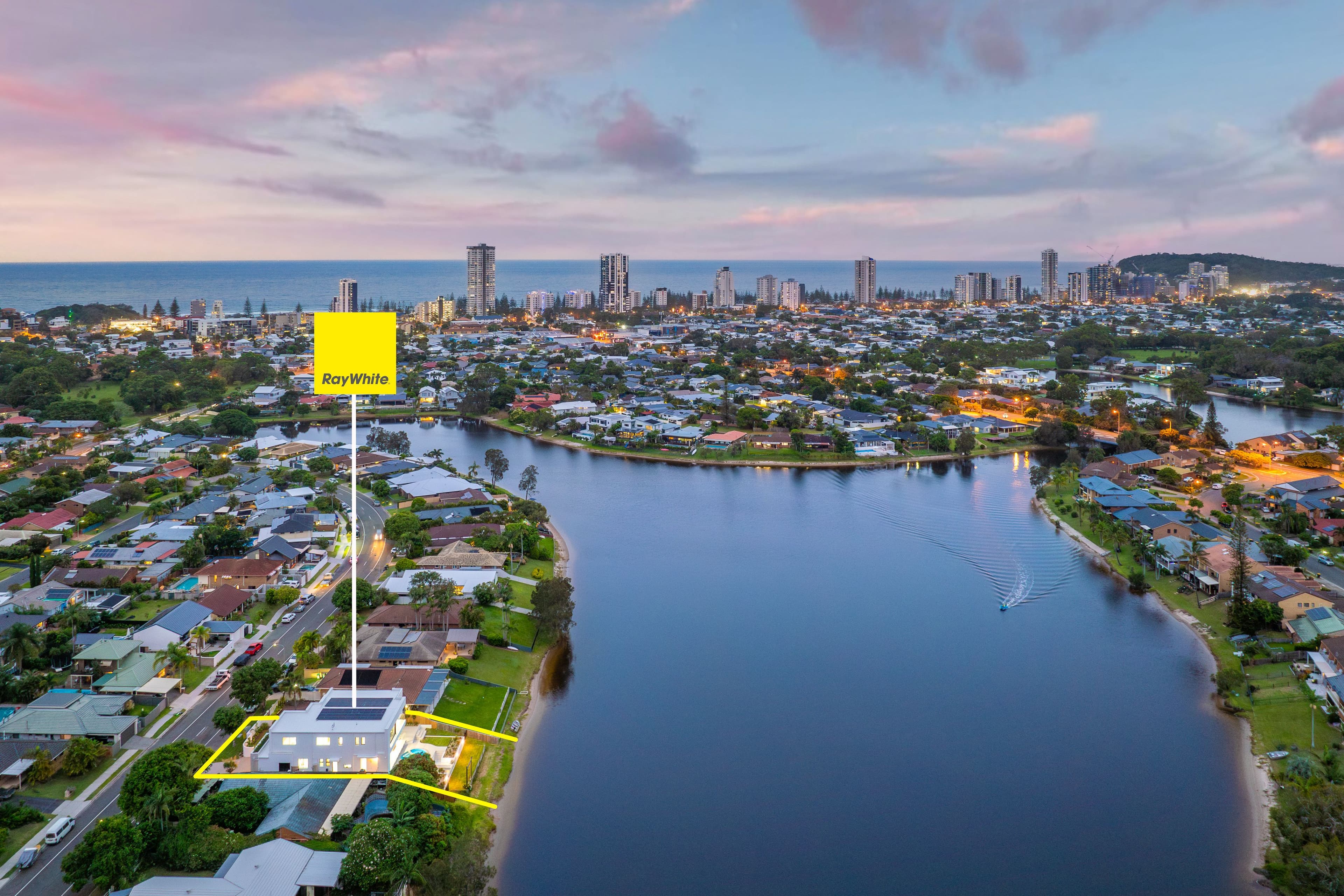 38 Honeyeater Drive, Burleigh Waters QLD 4220, Burleigh Waters - Thumbnail 2