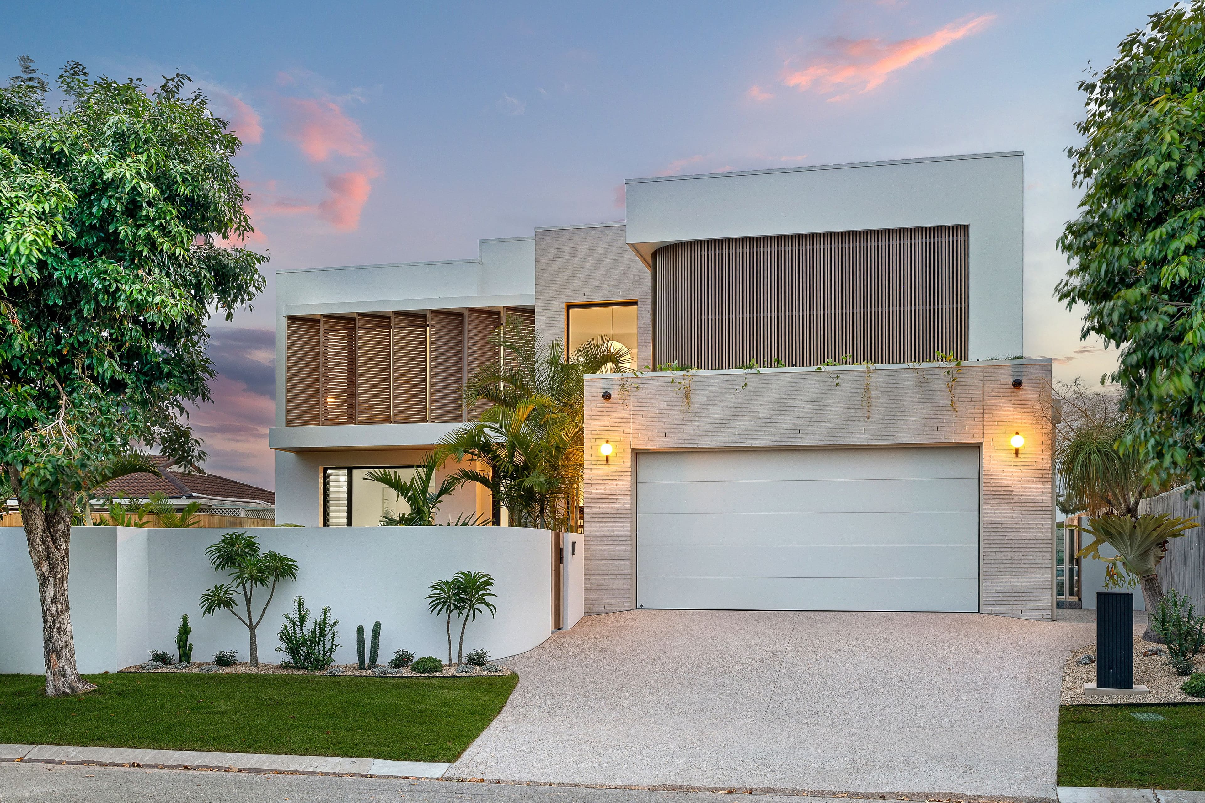 38 Honeyeater Drive, Burleigh Waters QLD 4220, Burleigh Waters - Thumbnail 3