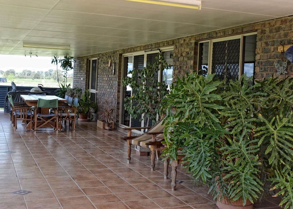 28 Alexandra Avenue, BILOELA QLD 4715, Biloela - Thumbnail 2