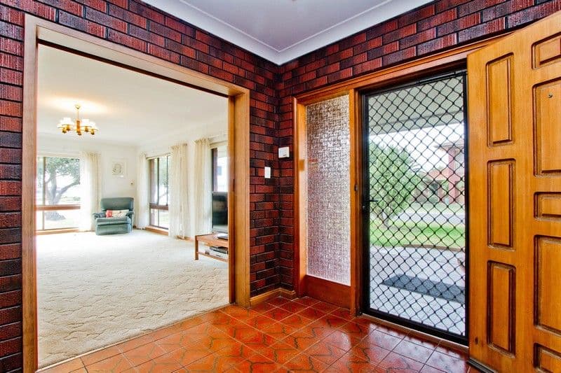 18 Bluelake Court, Tennyson SA 5022, Tennyson - Thumbnail 4