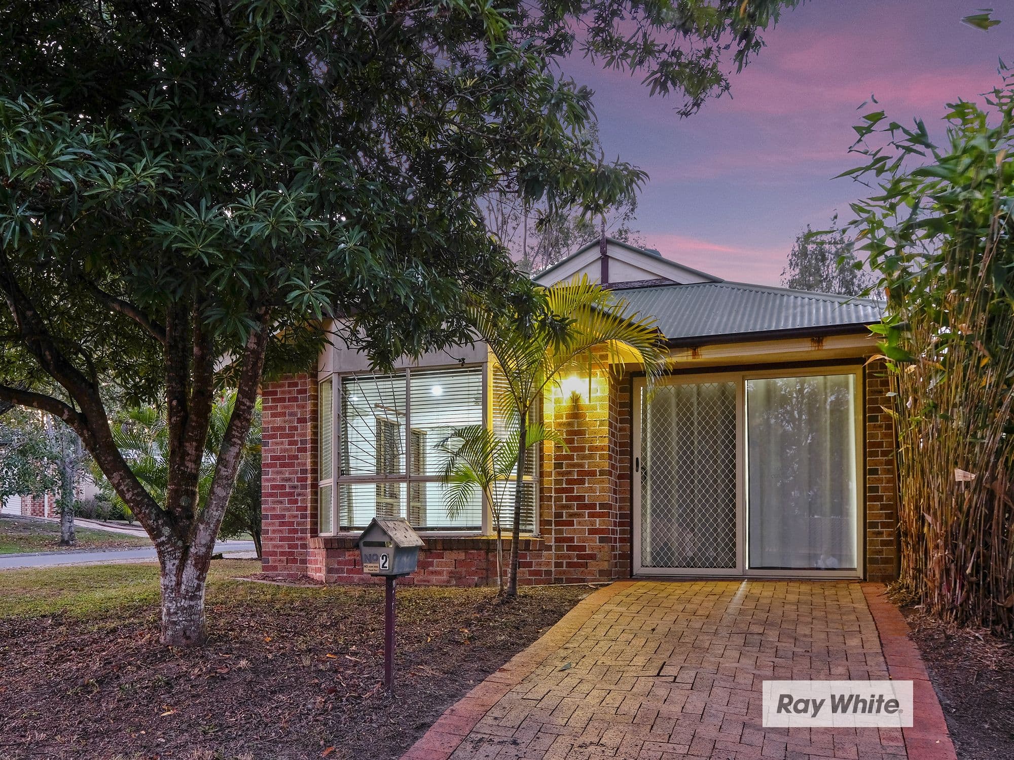 2 Baccata Place, Forest Lake QLD 4078, Forest Lake - Thumbnail 2