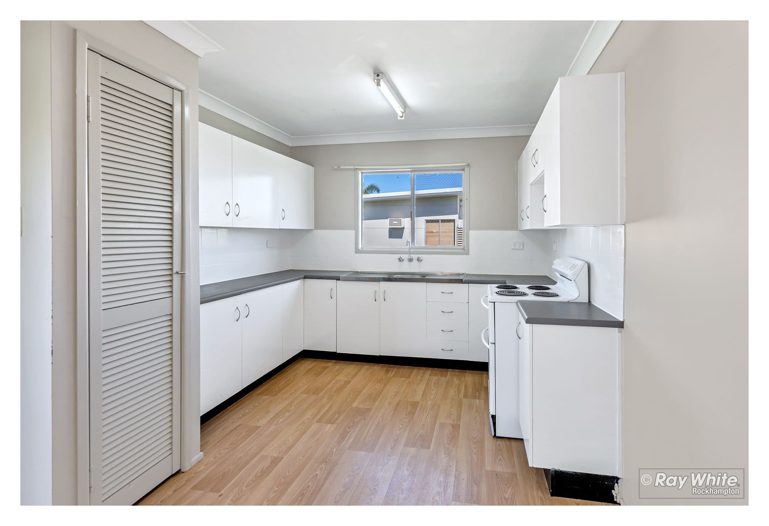 28 Alexandra Street, Park Avenue QLD 4701, Park Avenue - Thumbnail 4