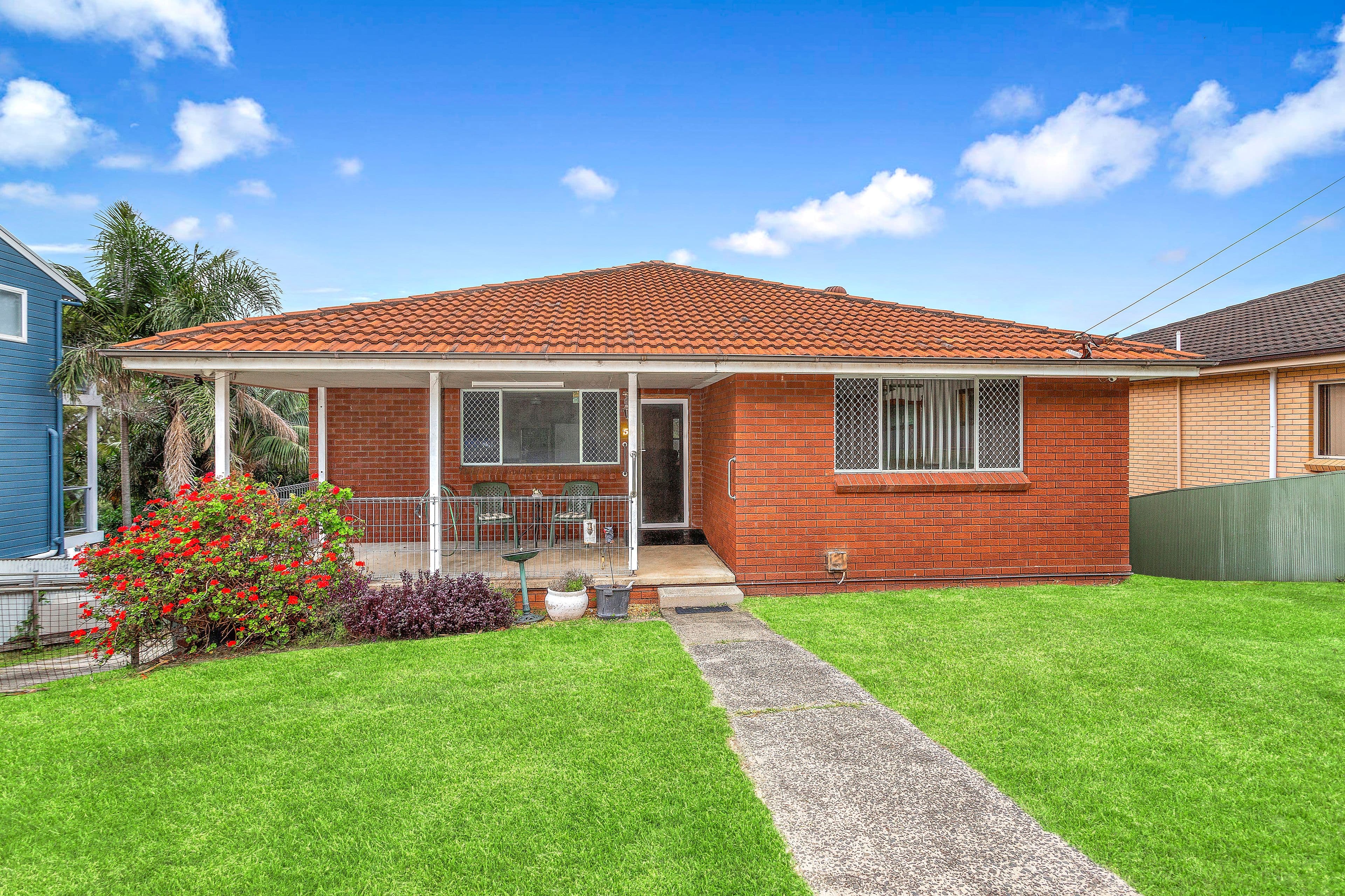 52 Minnamurra Street, Kiama NSW 2533, Kiama - Thumbnail 2