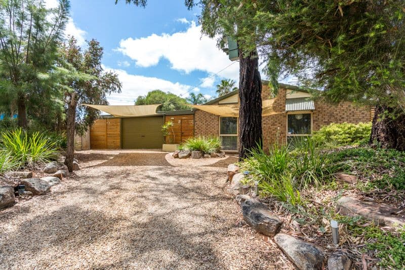 24 Cabarita Road, Kalamunda WA 6076, Kalamunda - Thumbnail 2