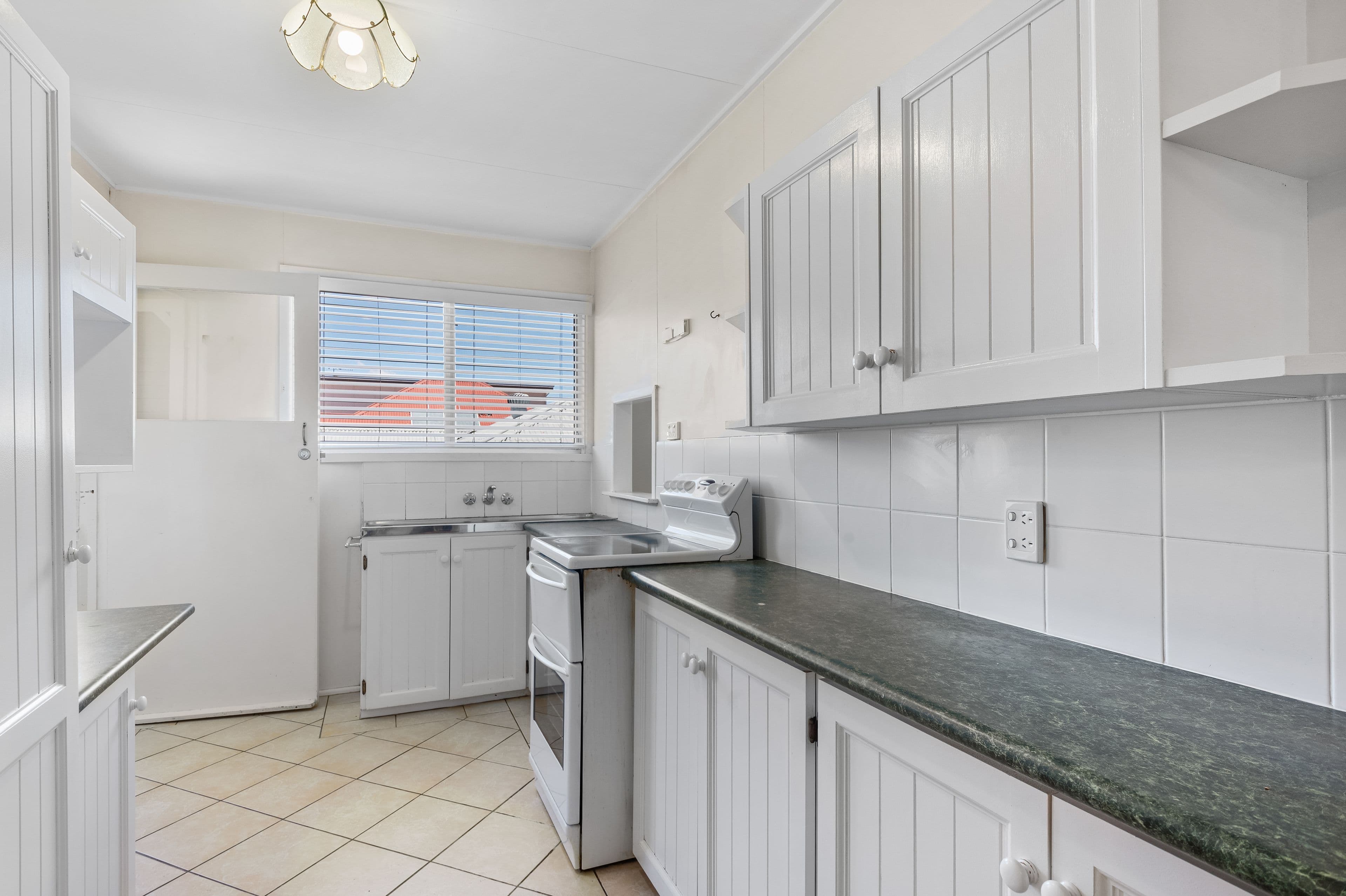 8 Rostrevor Road, Boondall QLD 4034, Boondall - Thumbnail 4
