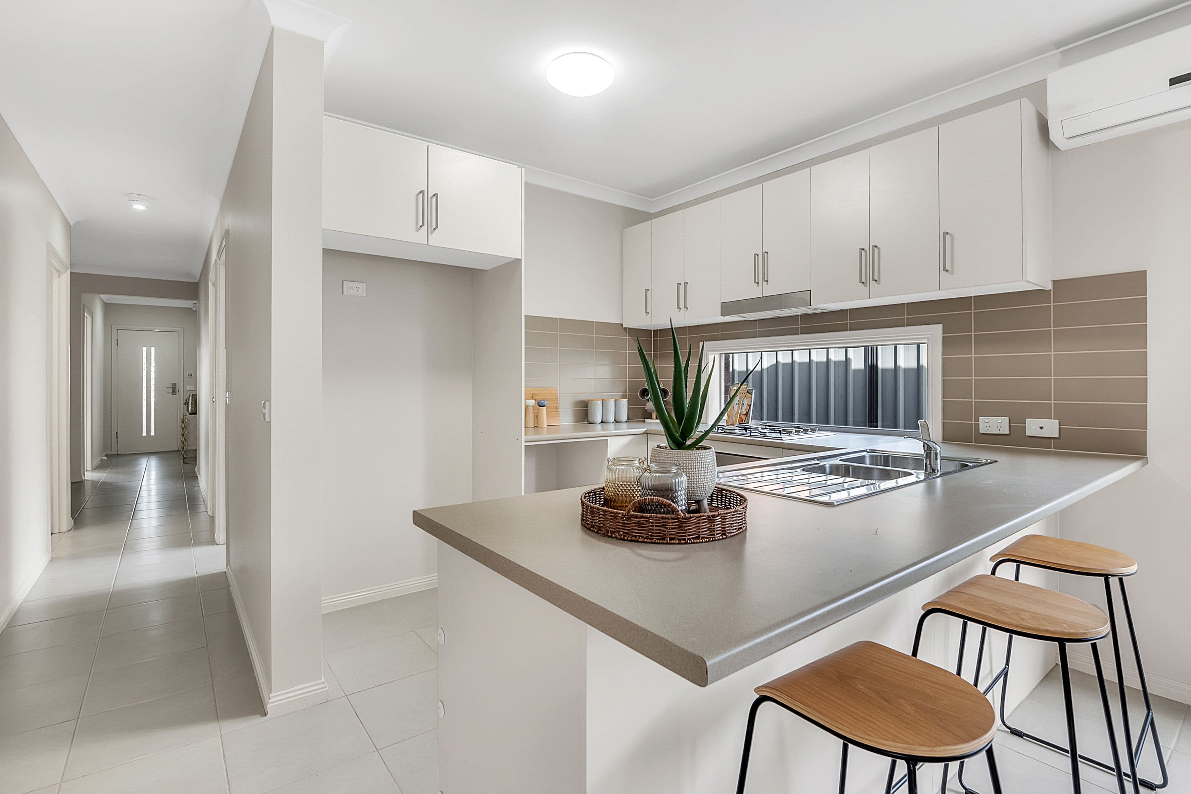 79 Gateshead Street, Craigieburn VIC 3064, Craigieburn - Thumbnail 2