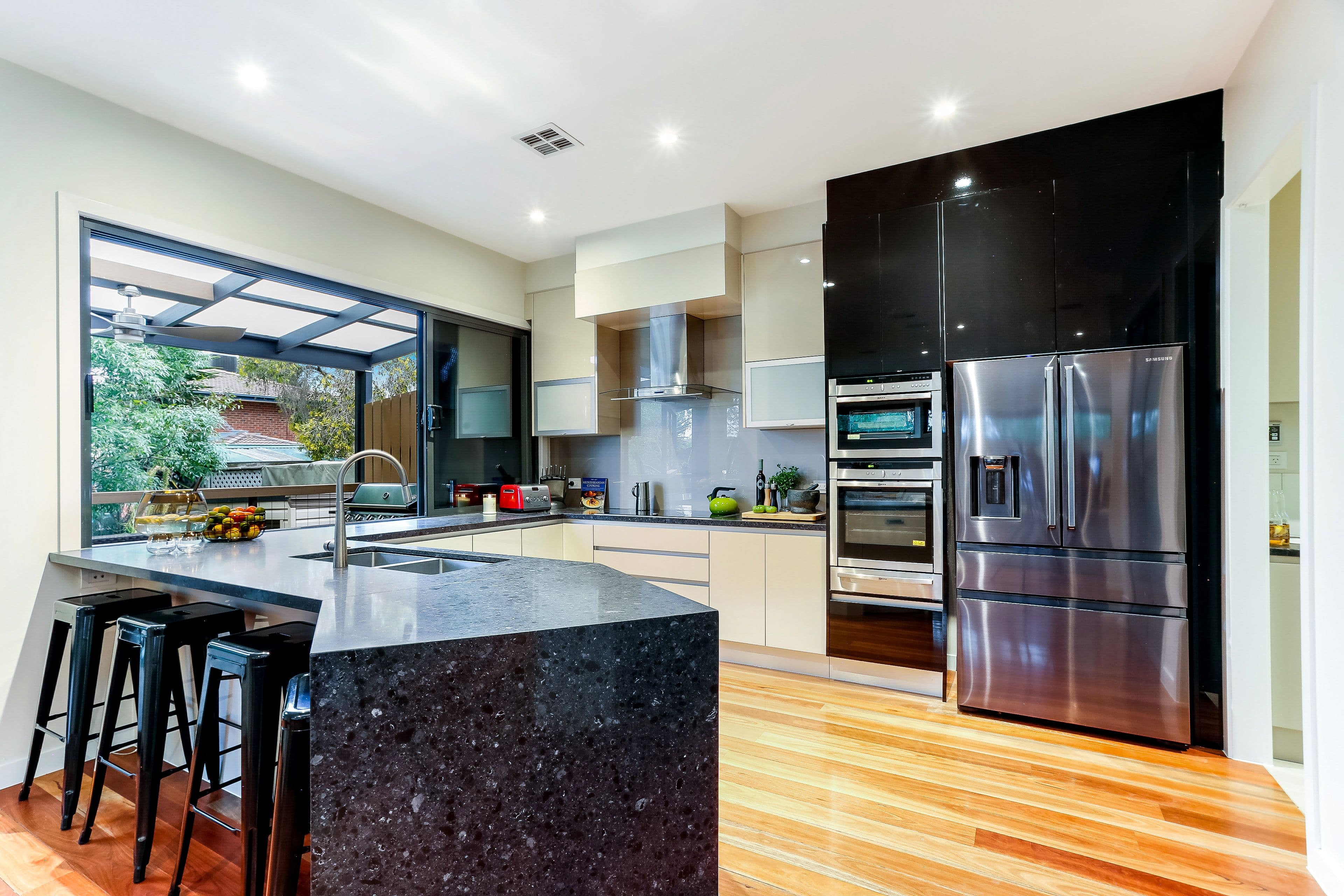 346 Mascoma Street, Strathmore VIC 3041, Strathmore Heights - Thumbnail 2