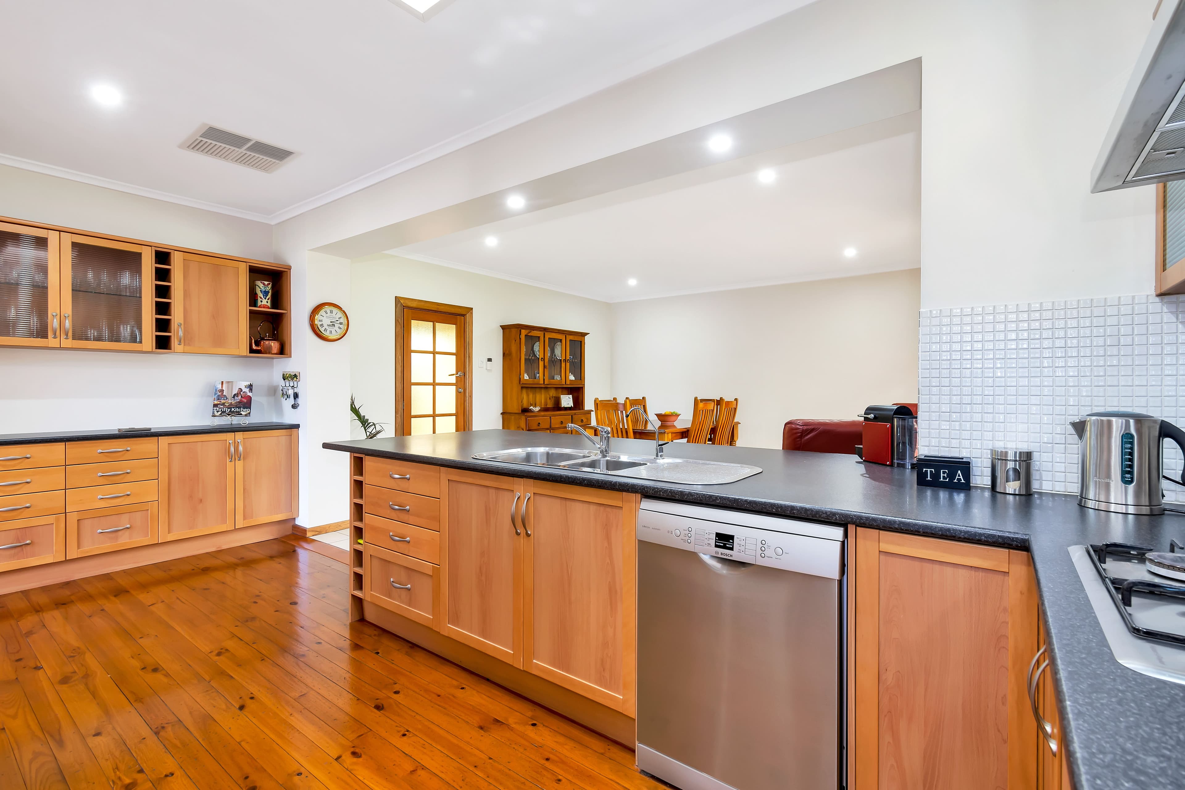 18 Woodmere Avenue, Paradise SA 5075, Paradise - Thumbnail 6