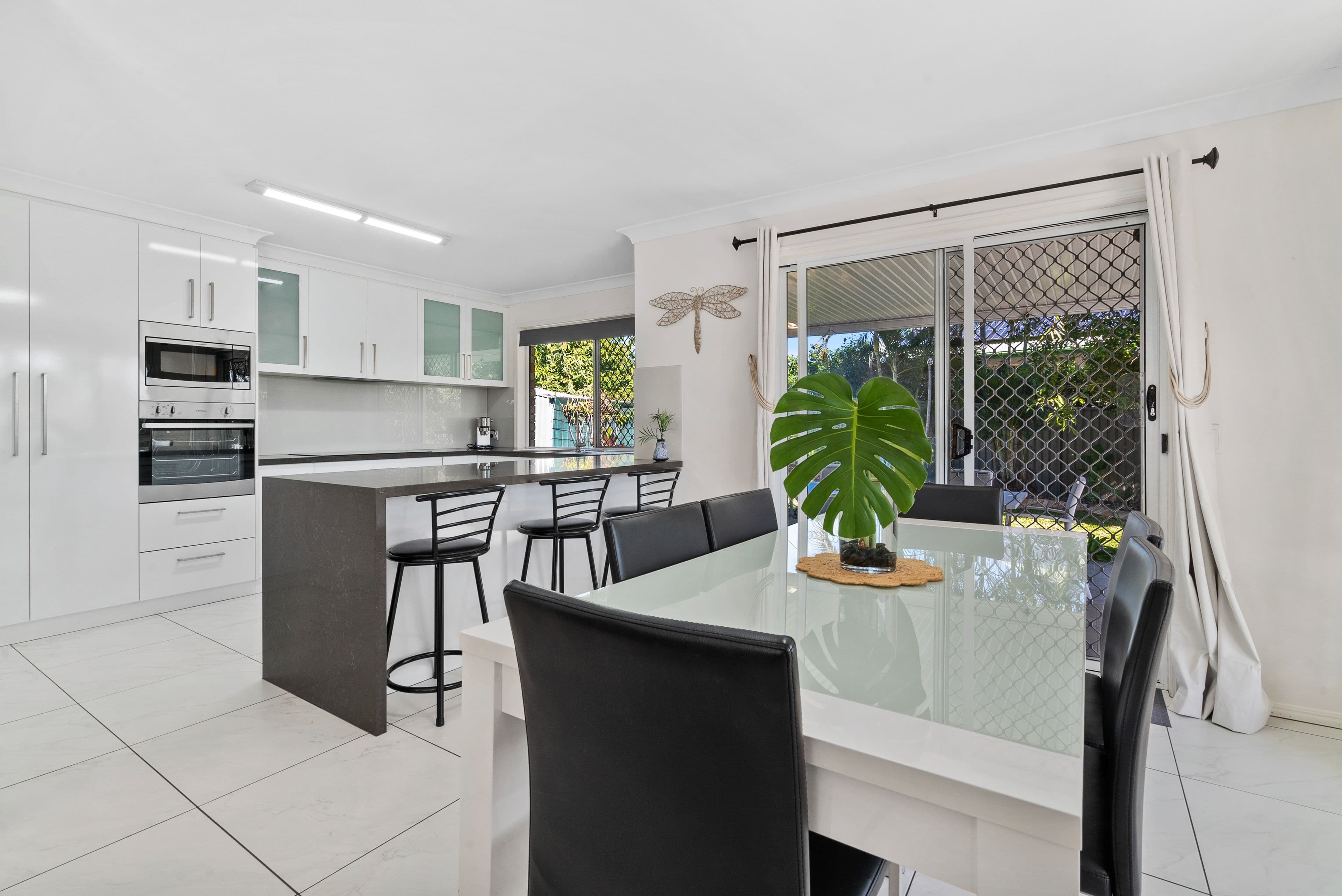 1 Lyle Court, Arundel QLD 4214, Arundel - Thumbnail 6