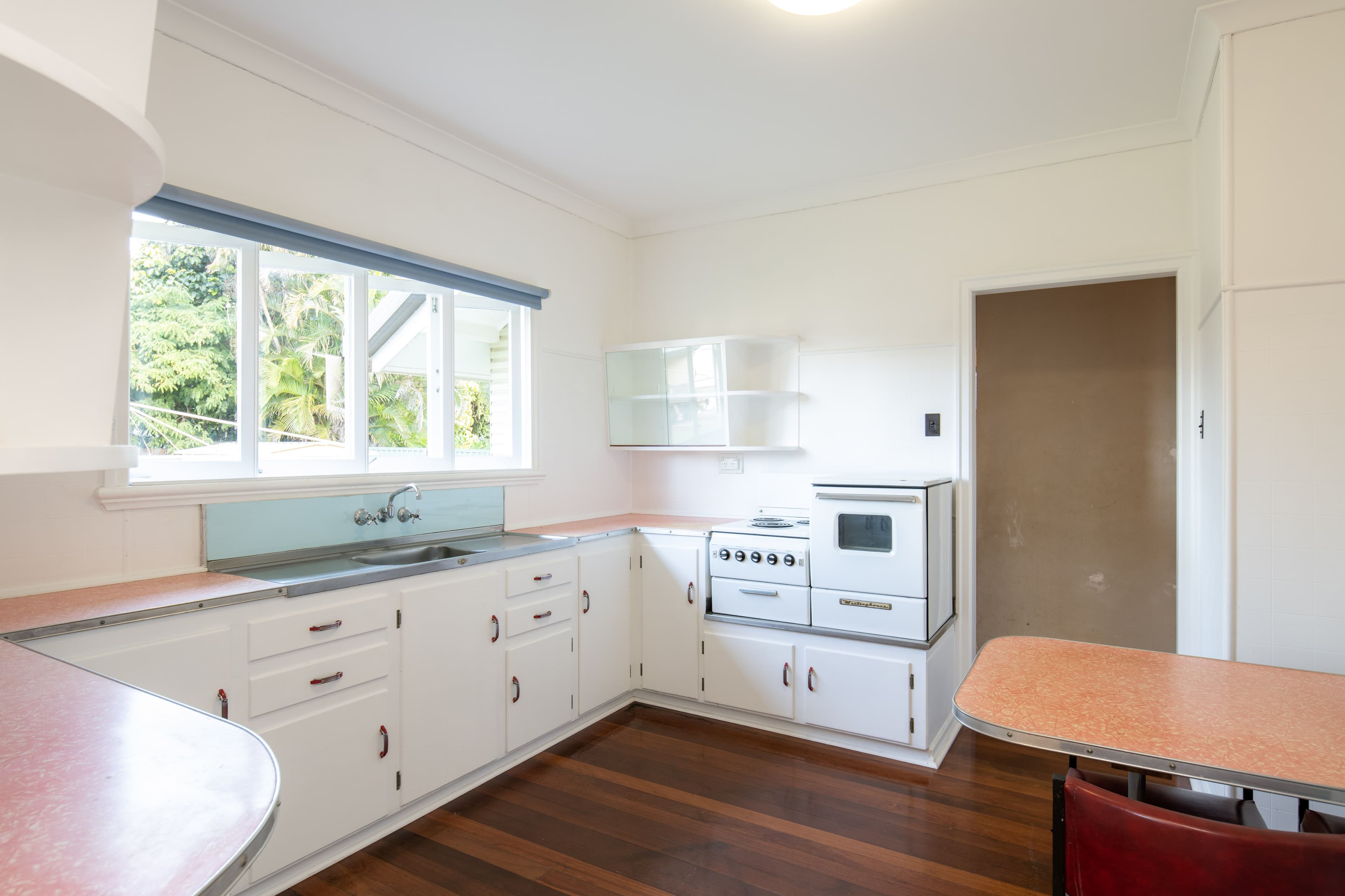411 Earnshaw Road, Banyo QLD 4014, Banyo - Thumbnail 3