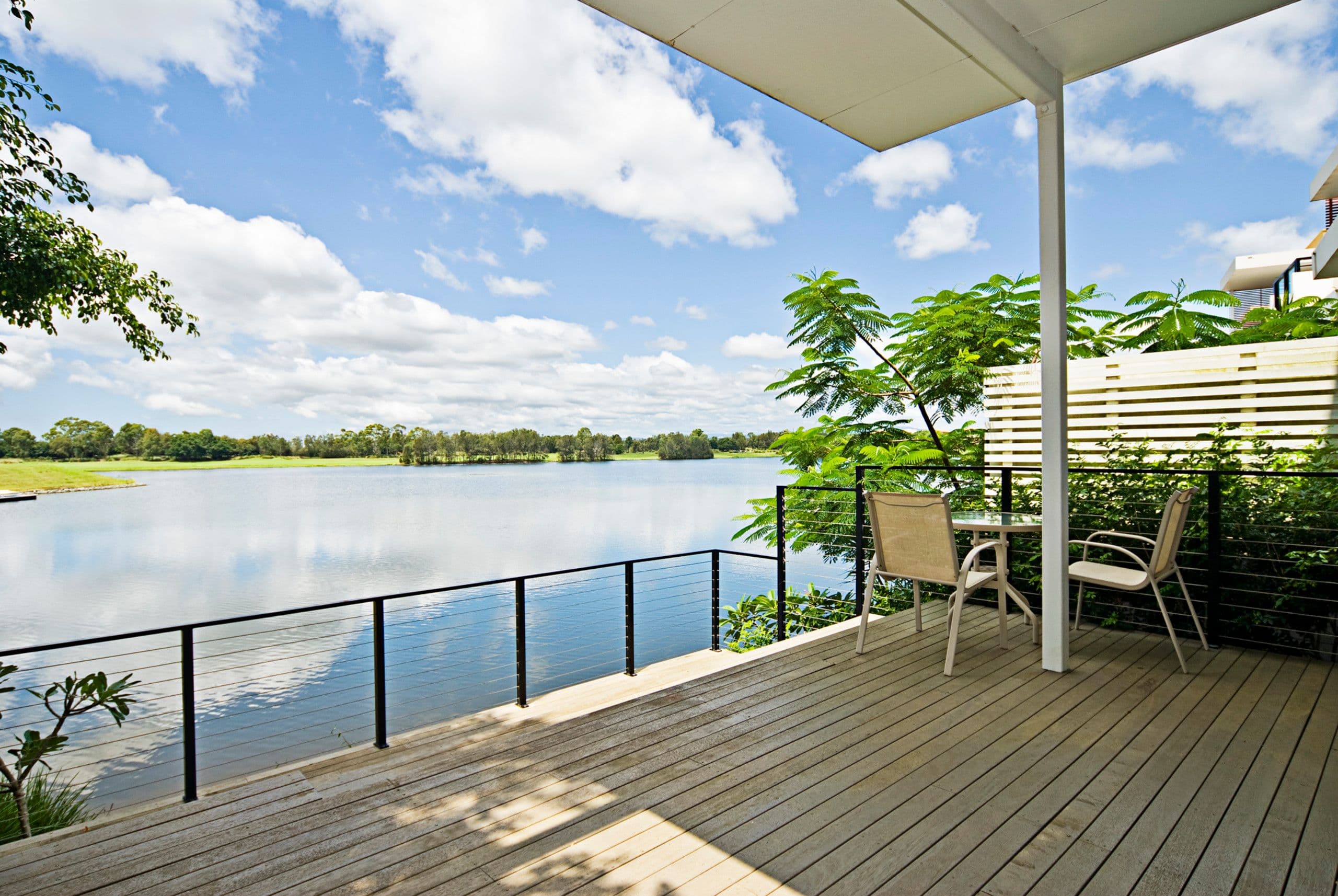 6063 Lugano Drive, Hope Island QLD 4212, Hope Island - Thumbnail 2