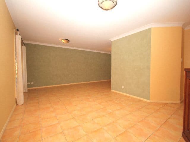 5 Henry Kendall Avenue, PADSTOW HEIGHTS NSW 2211, Padstow Heights - Thumbnail 4