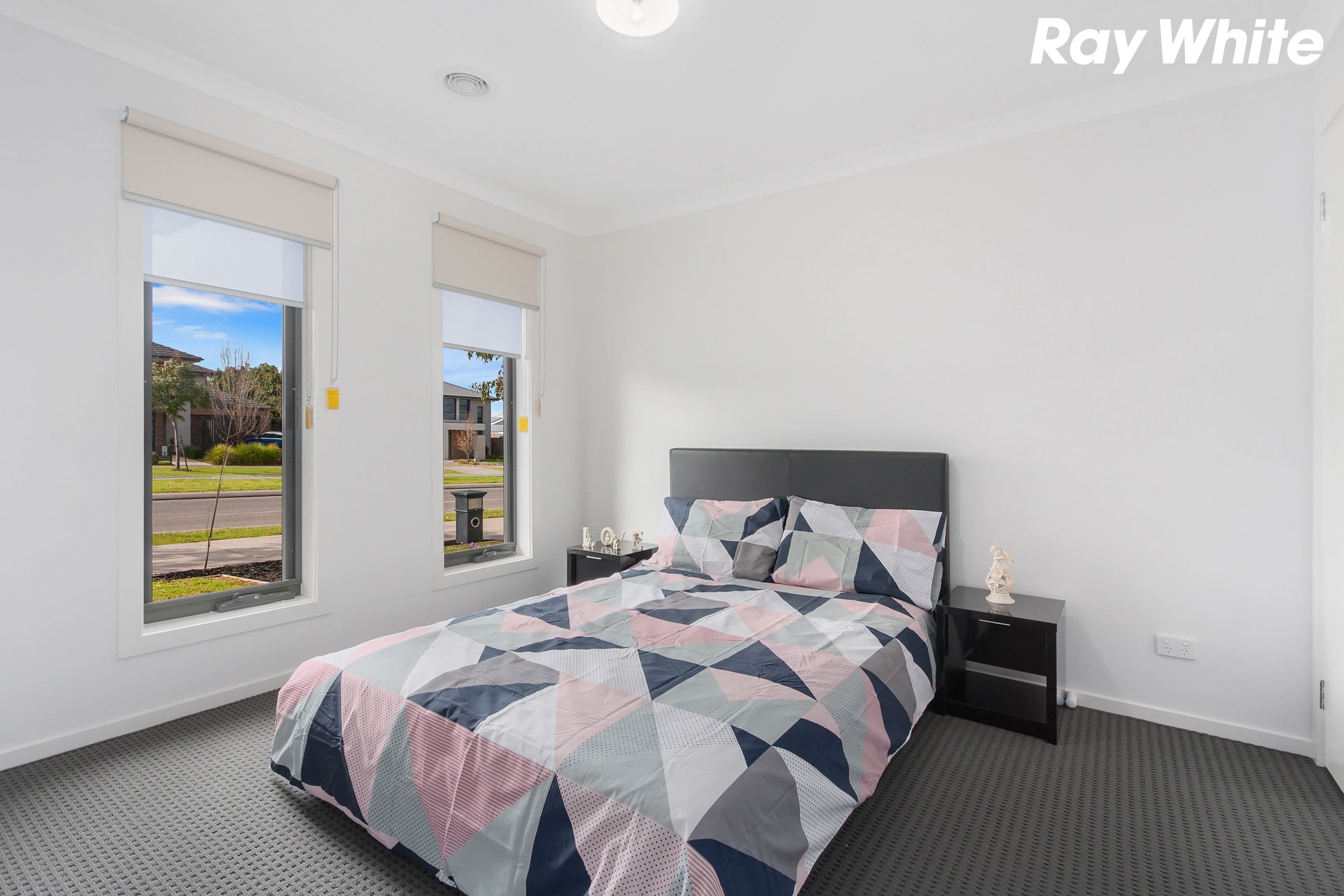 2 Renlik Circuit, Cranbourne North VIC 3977, Cranbourne North - Thumbnail 3