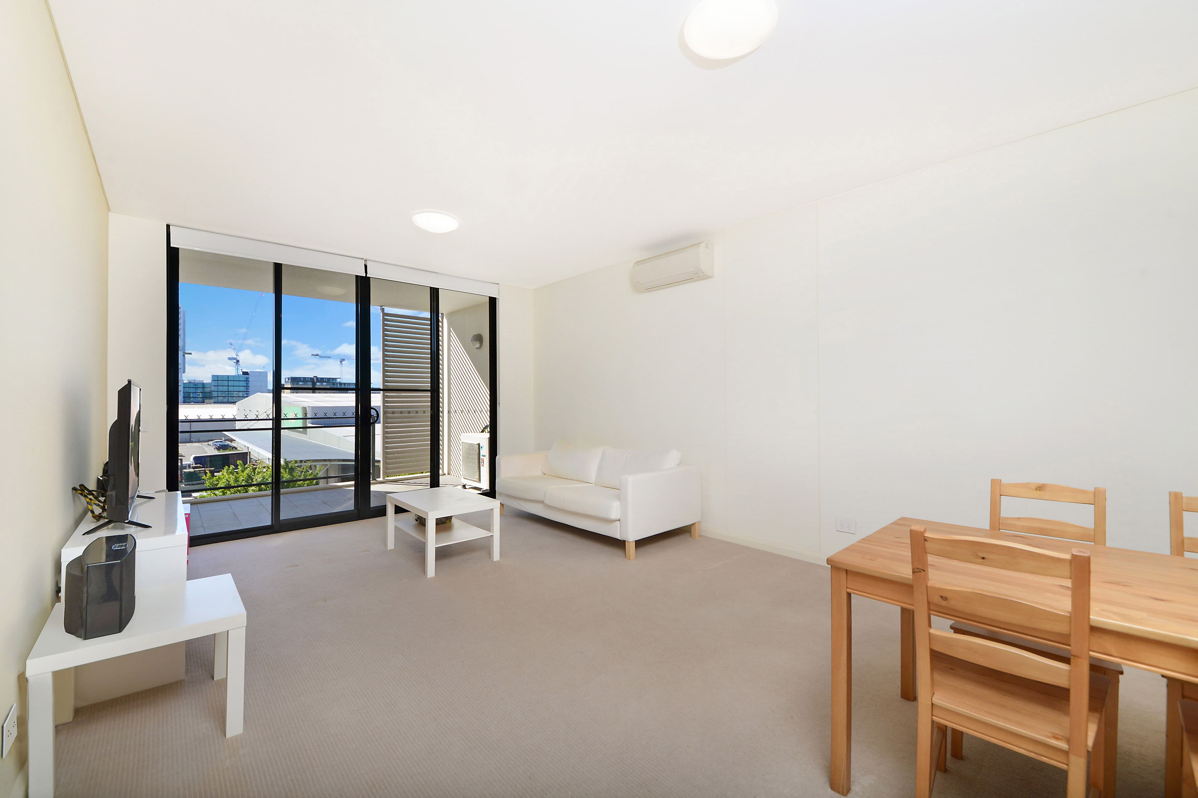 22 Baywater Drive, Wentworth Point NSW 2127, Wentworth Point - Thumbnail 2