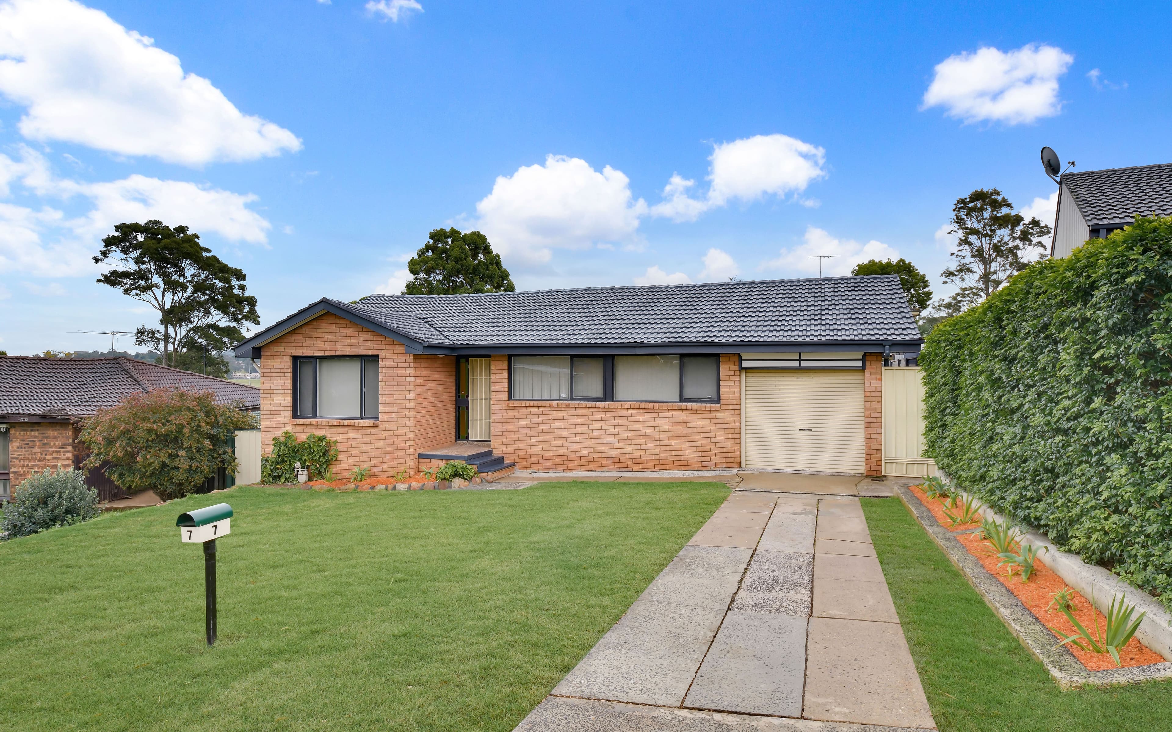 7 Bambara Avenue, Bradbury NSW 2560, Bradbury - Image 1