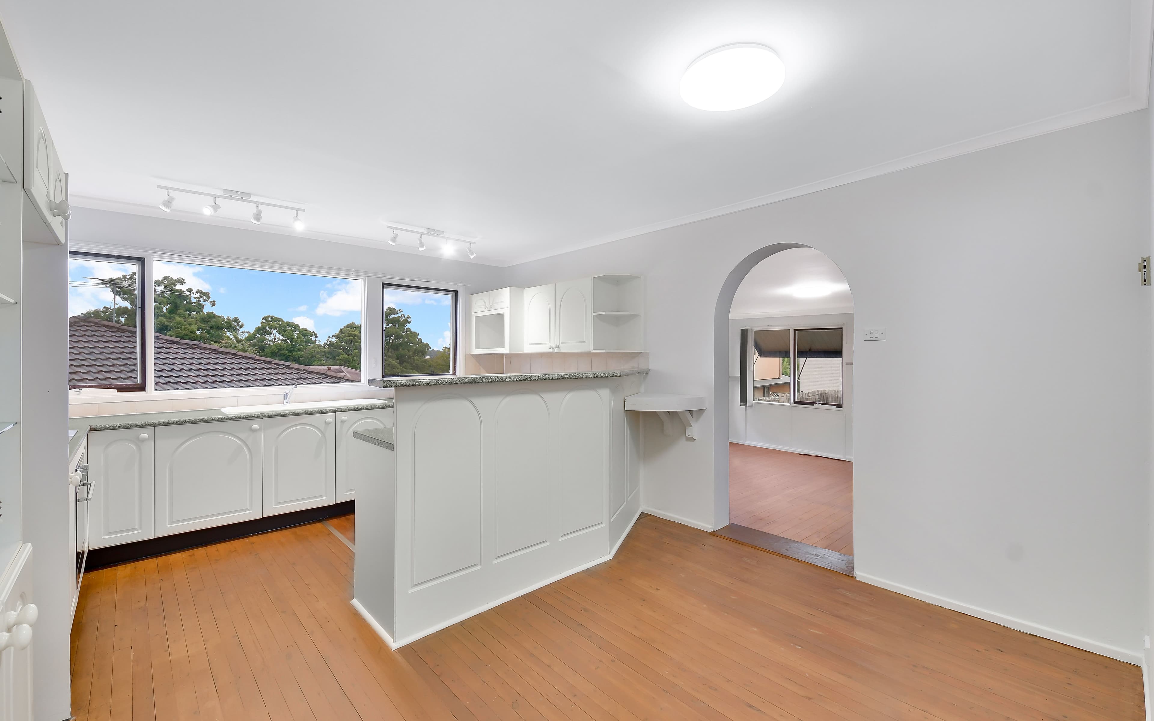 7 Bambara Avenue, Bradbury NSW 2560, Bradbury - Thumbnail 2
