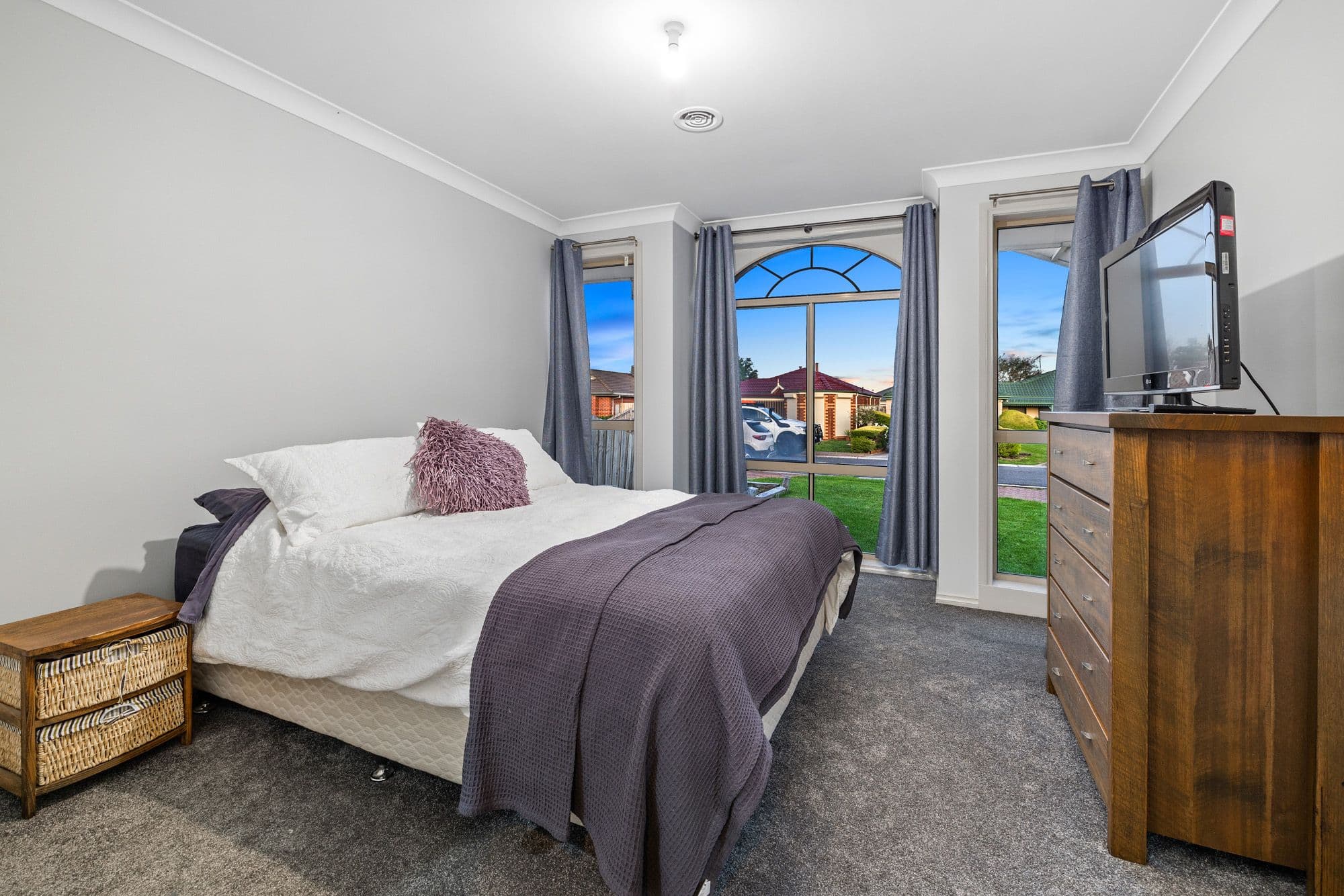 11 Hazelwood Court, Hoppers Crossing VIC 3029, Hoppers Crossing - Thumbnail 3