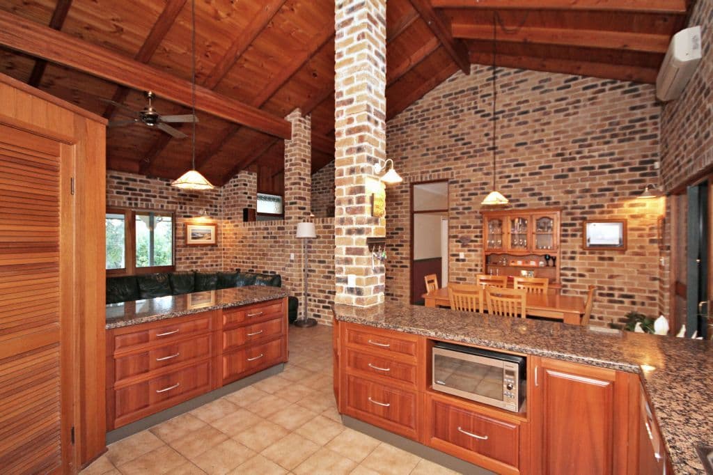 10 Duke Court, TALLAI QLD 4213, Tallai - Thumbnail 2