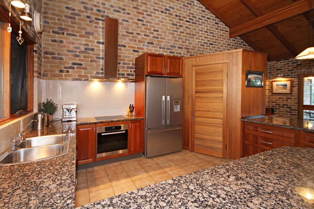 10 Duke Court, TALLAI QLD 4213, Tallai - Thumbnail 6