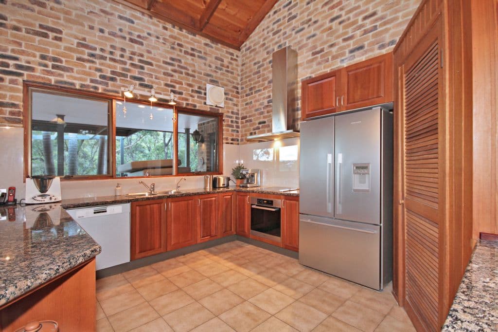 10 Duke Court, TALLAI QLD 4213, Tallai - Thumbnail 8