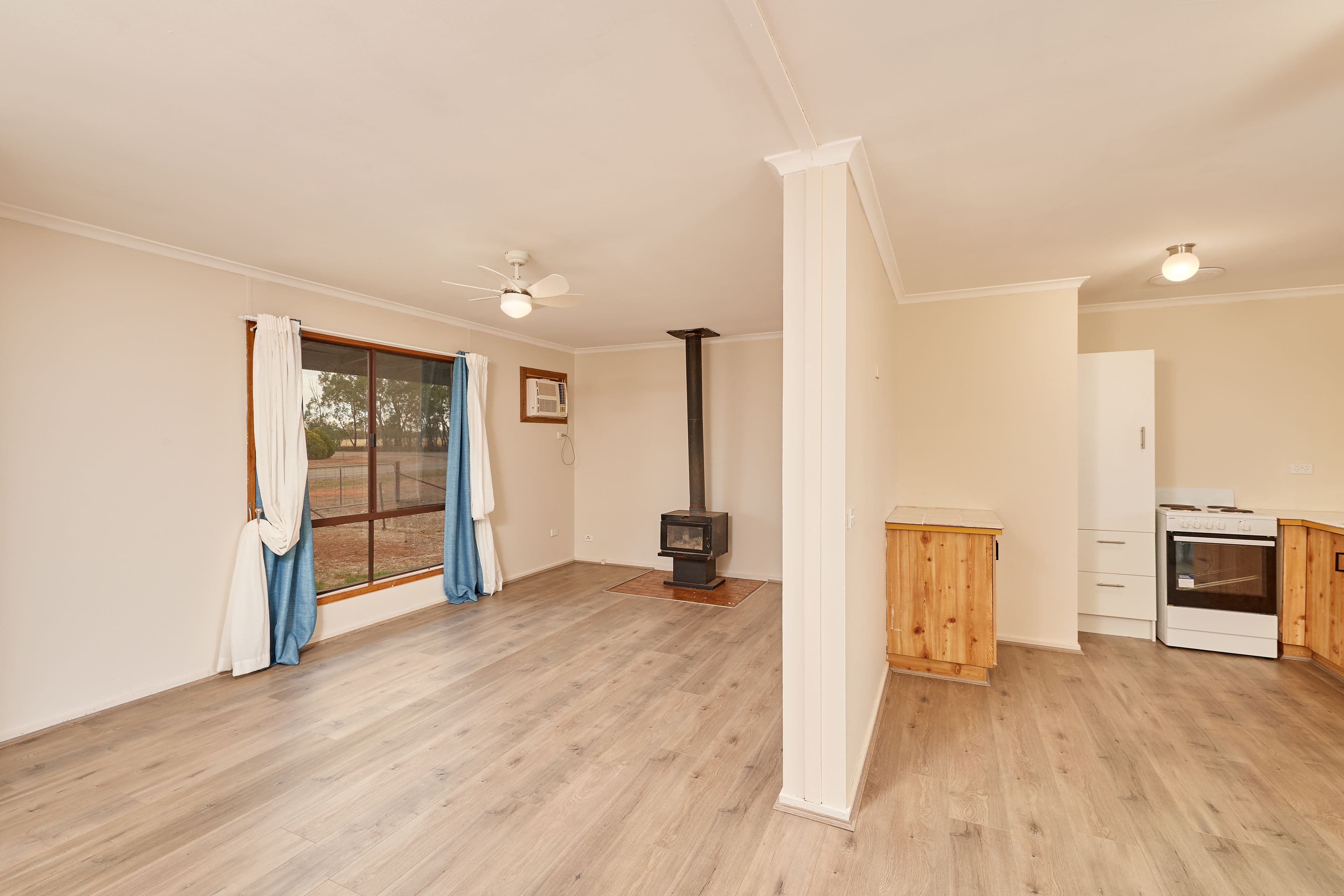 16 Wise Street, Marrar NSW 2652, Marrar - Thumbnail 2