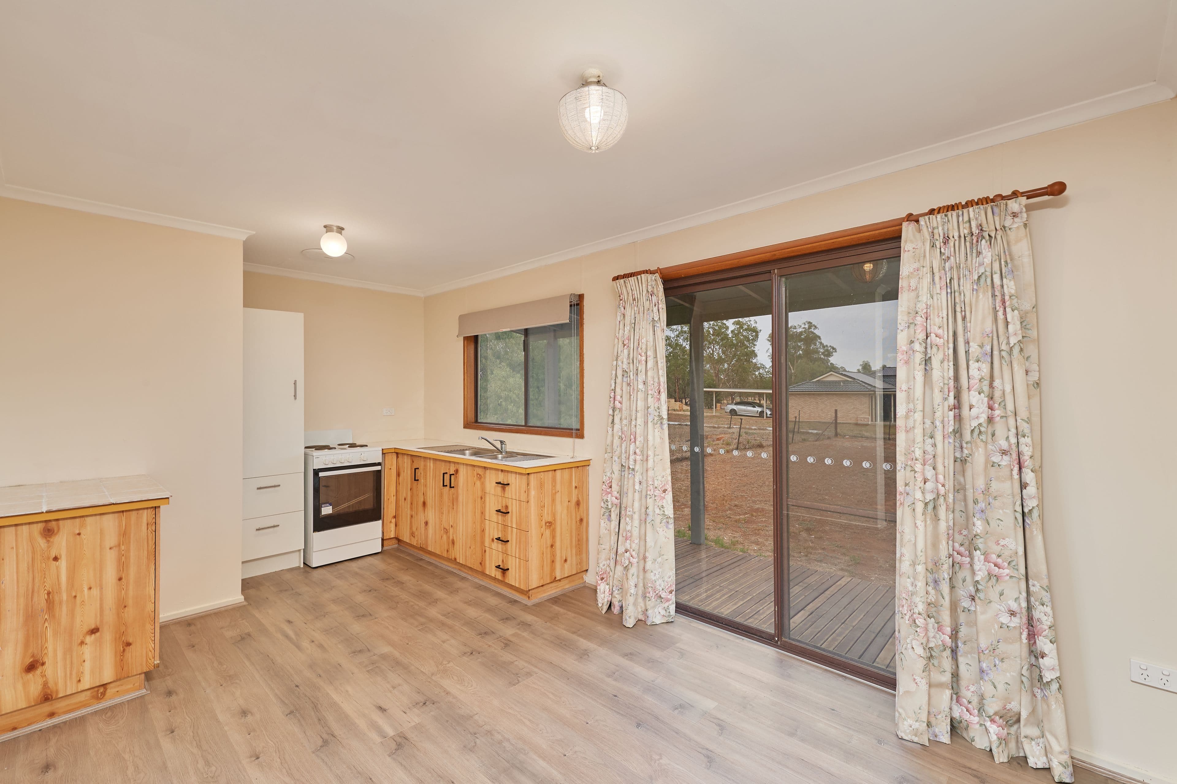 16 Wise Street, Marrar NSW 2652, Marrar - Thumbnail 3
