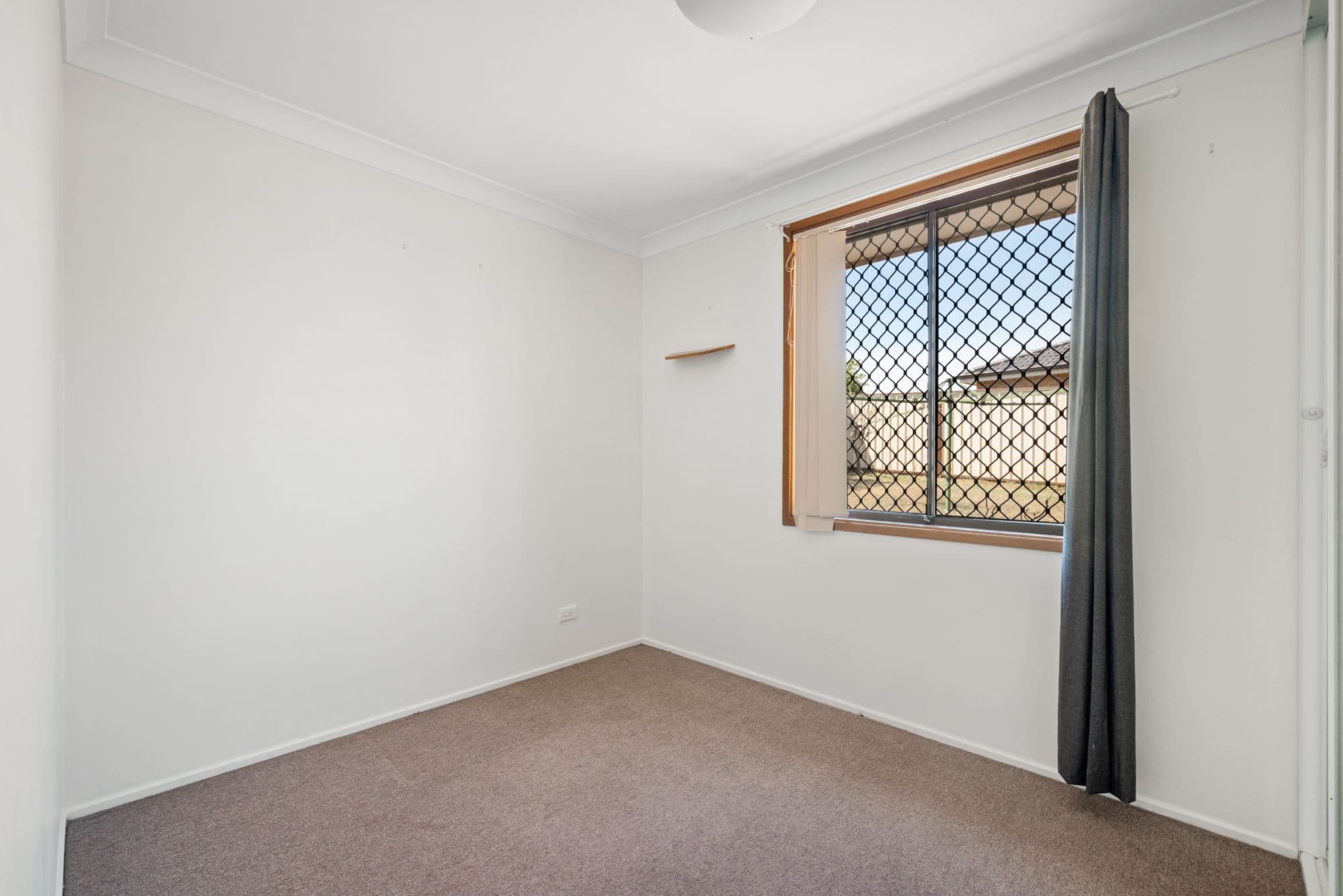 24 Lorenzo Crescent, Rosemeadow NSW 2560, Rosemeadow - Thumbnail 7