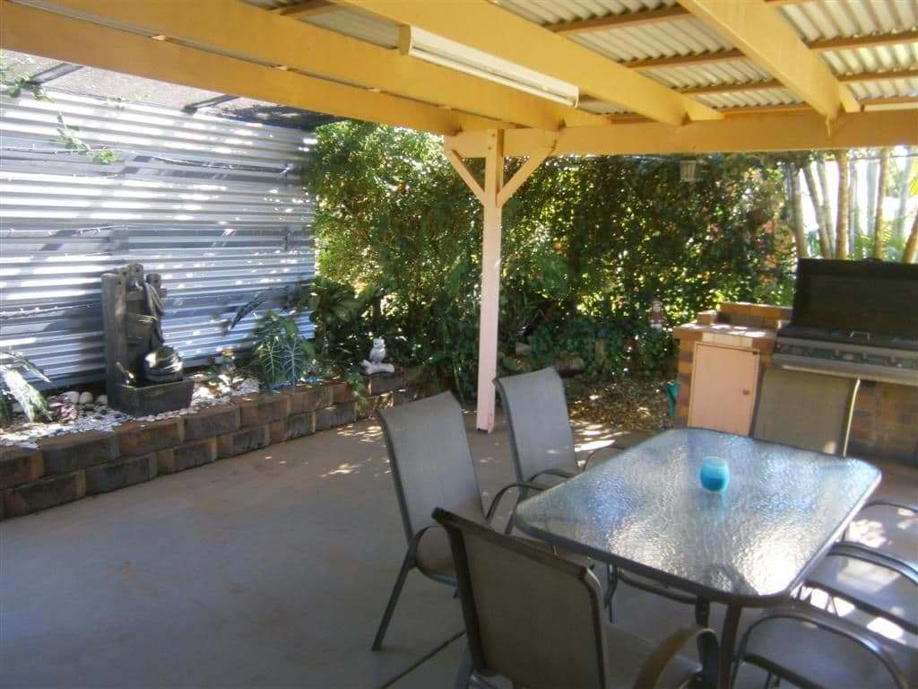 30 Hilltop Parade, AVOCA QLD 4670, Avoca - Thumbnail 2