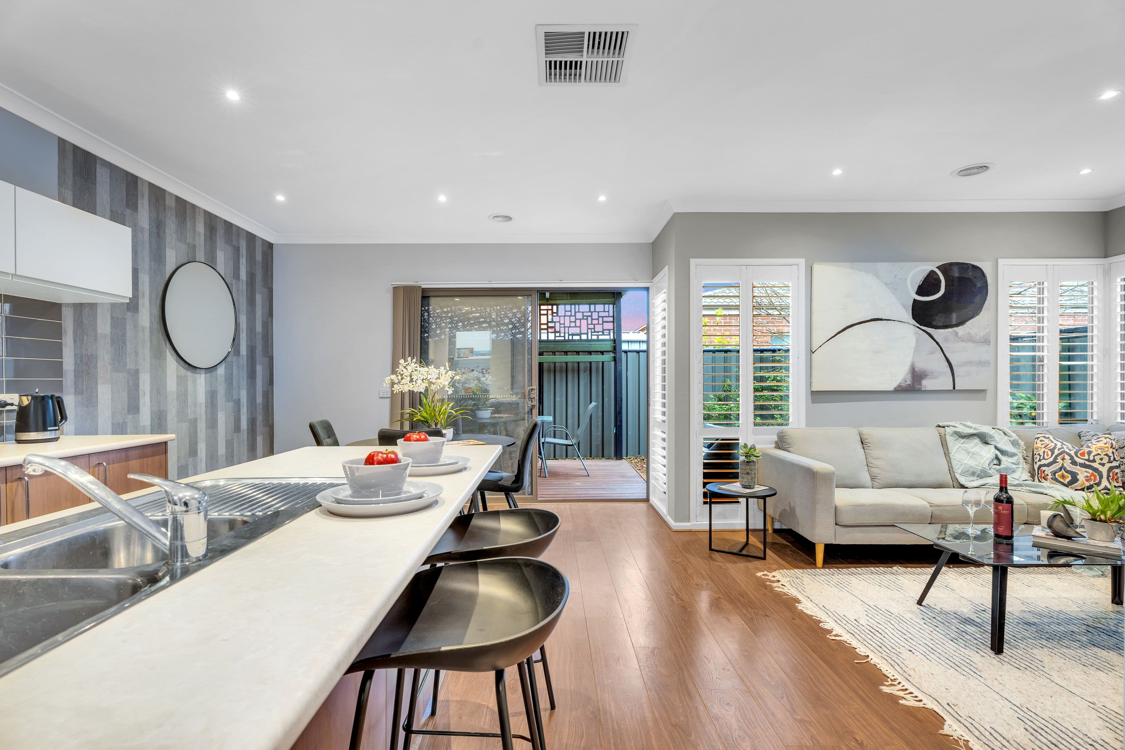 11 Dellinea Street, Cranbourne North VIC 3977, Cranbourne North - Thumbnail 4