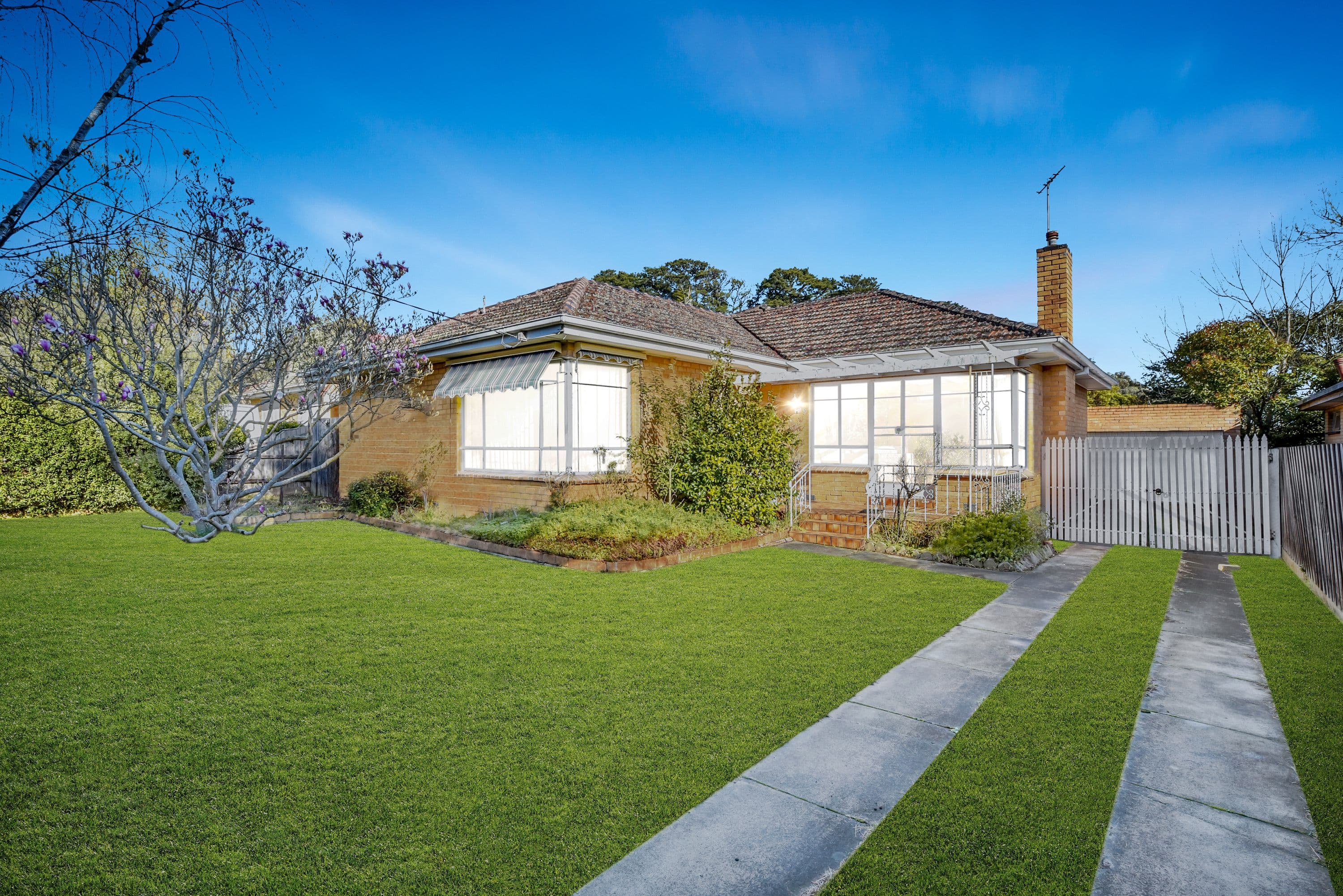 9 Crown Street, Glen Waverley VIC 3150, Glen Waverley - Image 1