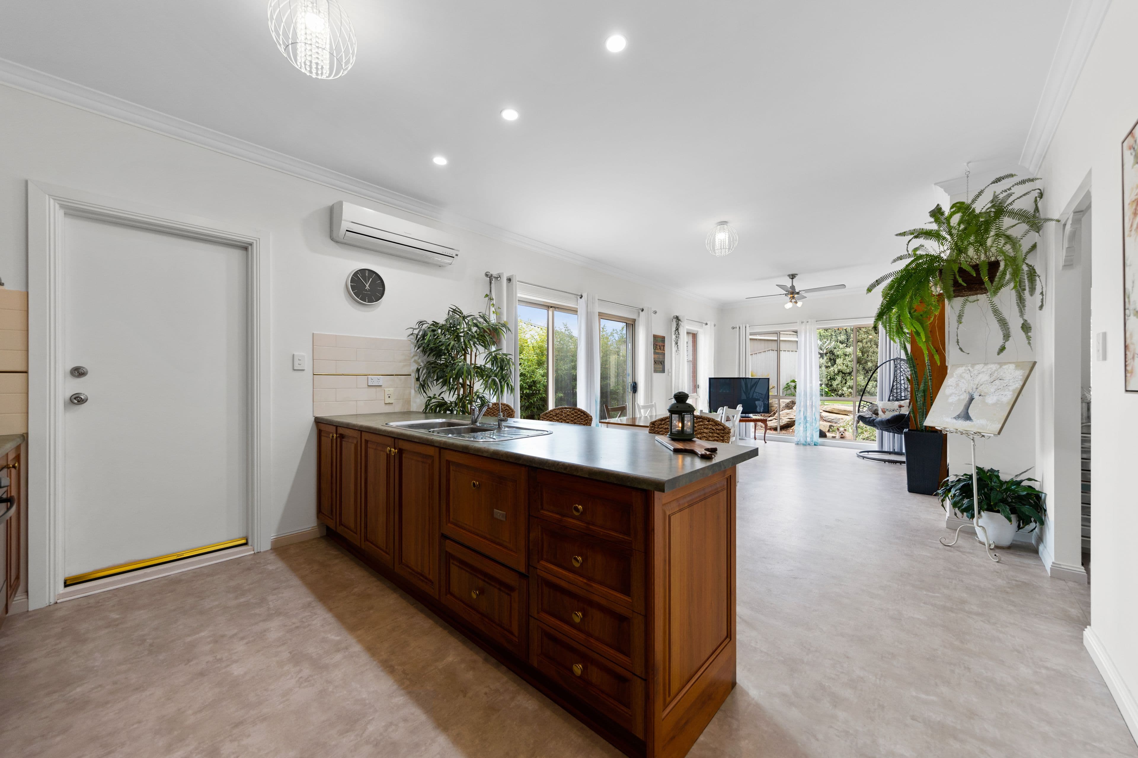 8 Sussex Court, Craigmore SA 5114, Craigmore - Thumbnail 7
