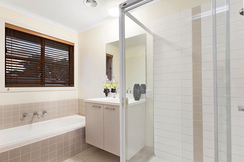 32 Wisteria Place, Springvale South VIC 3172, Springvale South - Thumbnail 6