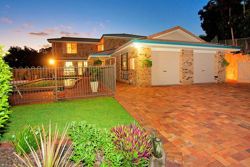 8 Emerald Court, KENMORE QLD 4069, Kenmore - Thumbnail 2