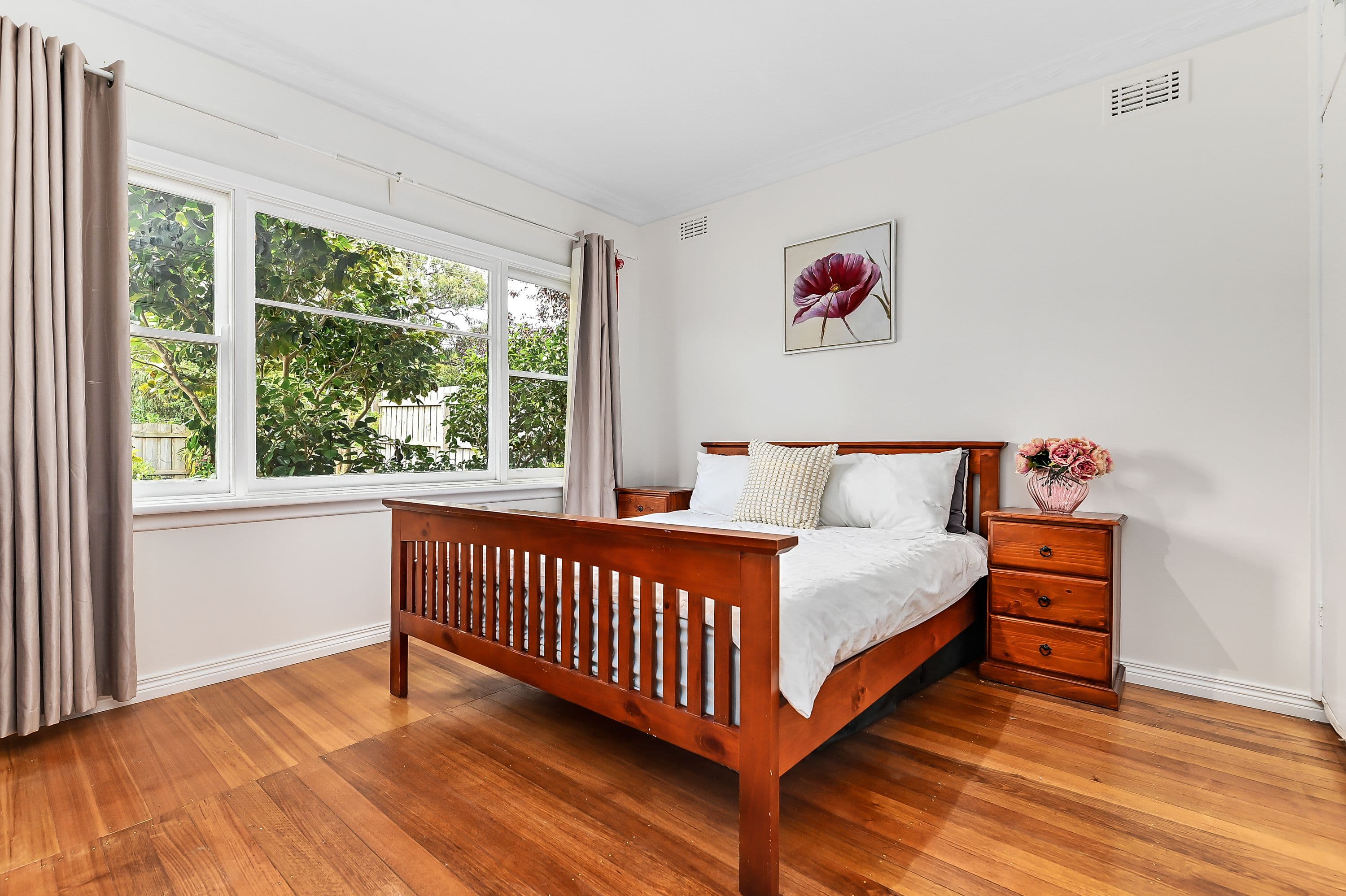 34 Irving Street, Mount Waverley VIC 3149, Mount Waverley - Thumbnail 5