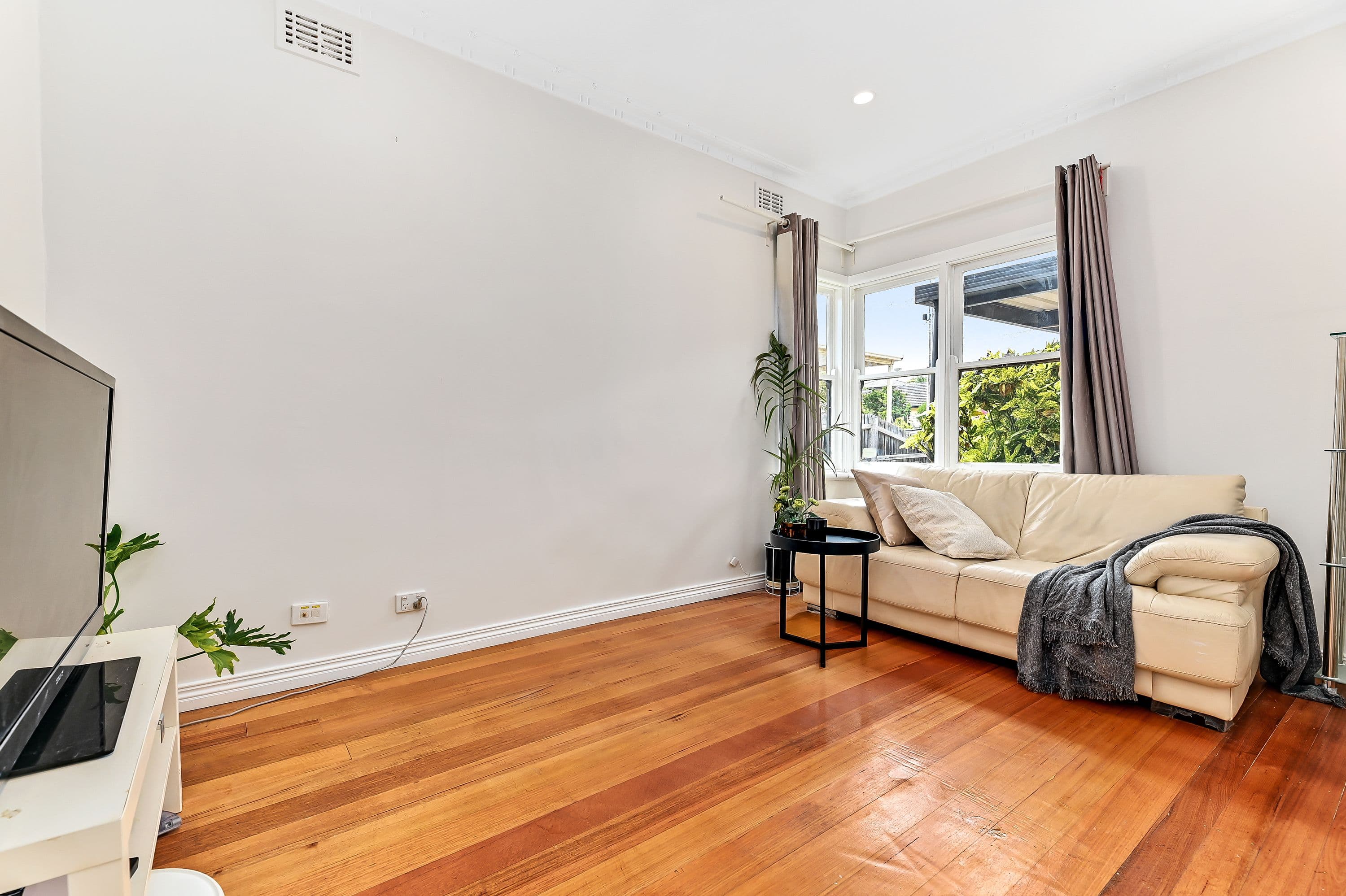 34 Irving Street, Mount Waverley VIC 3149, Mount Waverley - Thumbnail 7