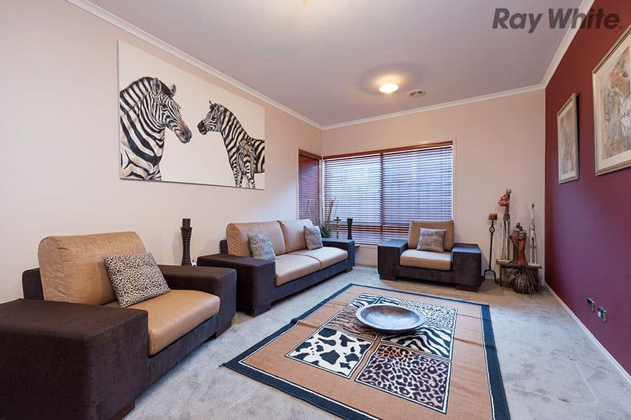 3 Whatmough Street, Caroline Springs VIC 3023, Caroline Springs - Thumbnail 3