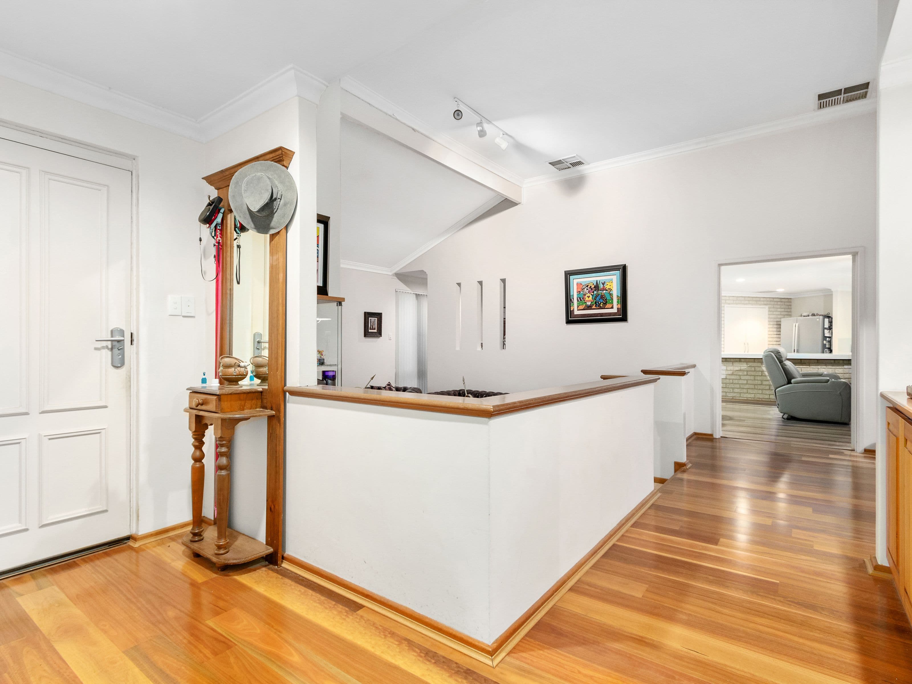 15 Glasnevin Court, Waterford WA 6152, Waterford - Thumbnail 3