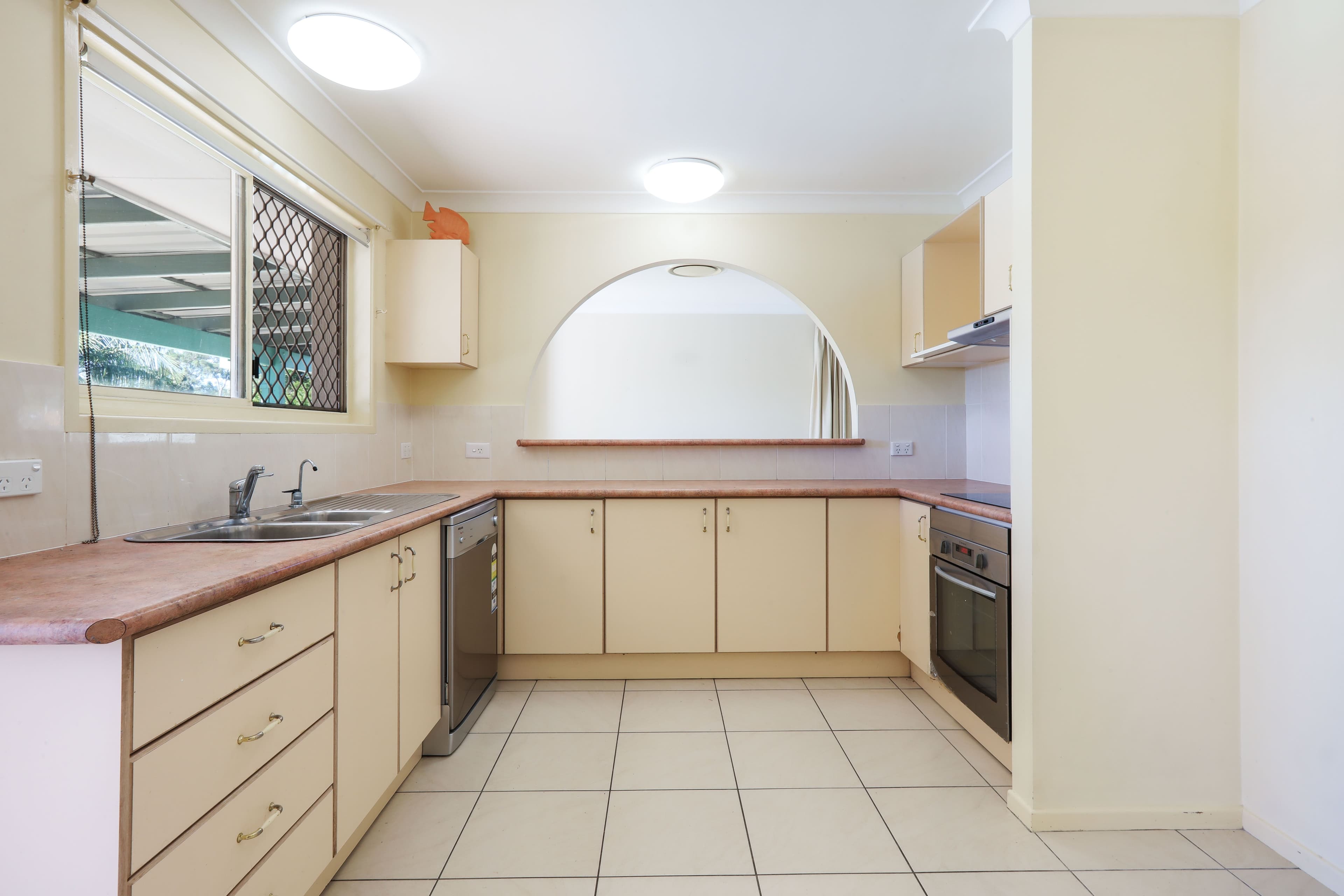 3 Berringa Court, Ashmore QLD 4214, Ashmore - Thumbnail 2