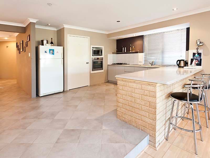 10 Songlark Place, HUNTINGDALE WA 6110, Huntingdale - Thumbnail 3
