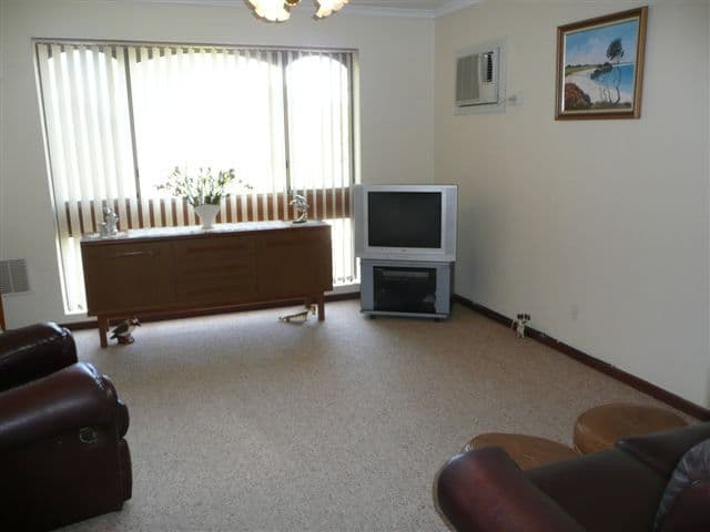 SURFERS PARADISE, QLD, Surfers Paradise - Thumbnail 4