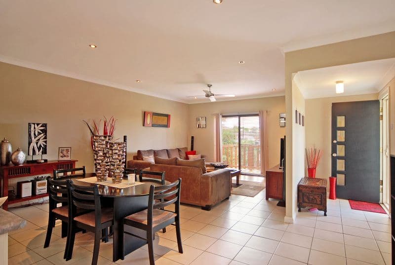 31 Trevor Avenue, LAKE HEIGHTS NSW 2502, Lake Heights - Thumbnail 3