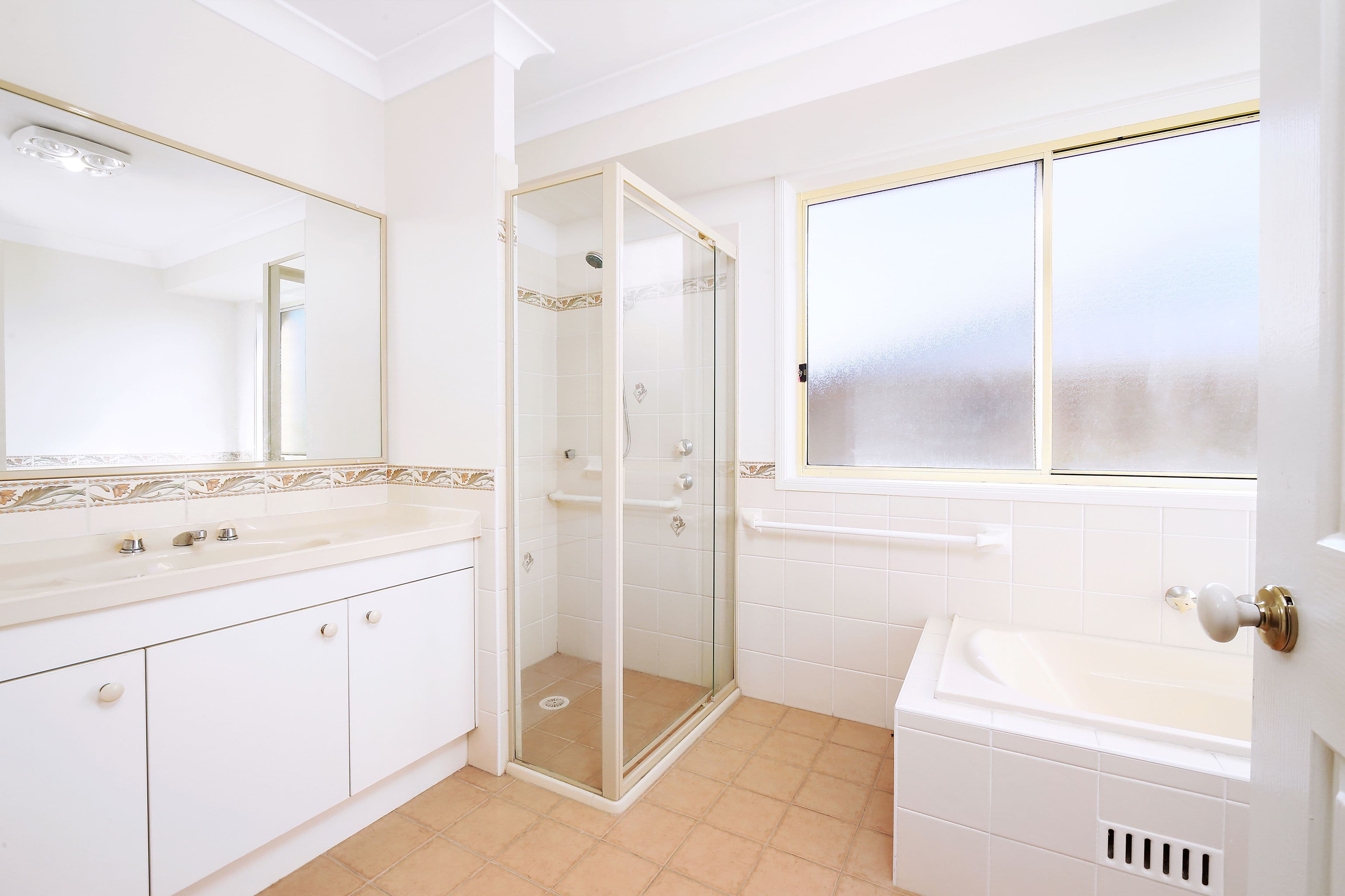 18 Norman Hunter Close, Kincumber - Thumbnail 7