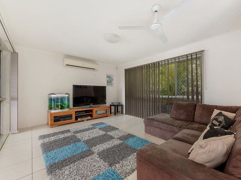 4 Cabot Court, MERRIMAC QLD 4226, Merrimac - Thumbnail 4