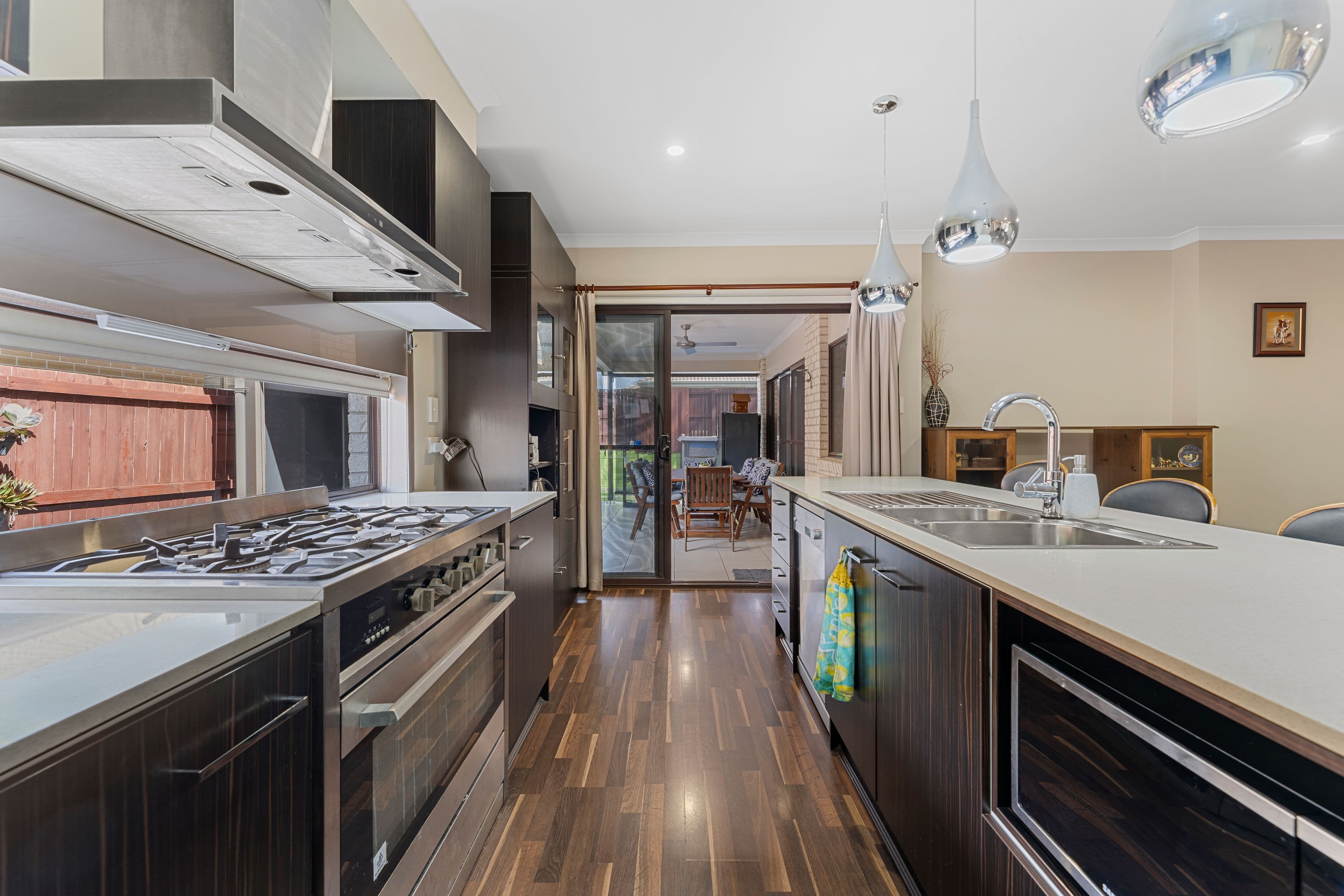6 Anneliese Close, Loganlea QLD 4131, Loganlea - Thumbnail 3
