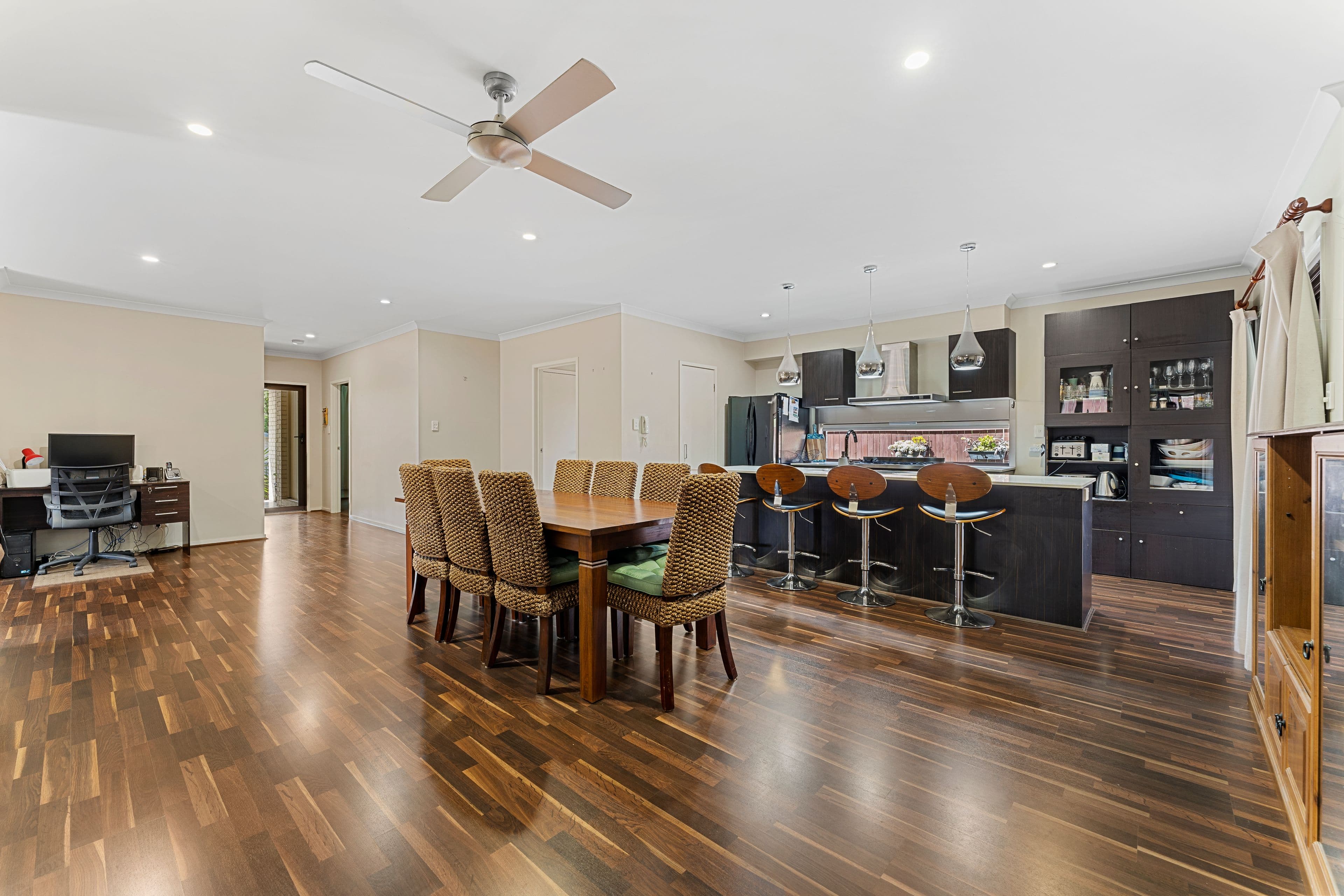 6 Anneliese Close, Loganlea QLD 4131, Loganlea - Thumbnail 6